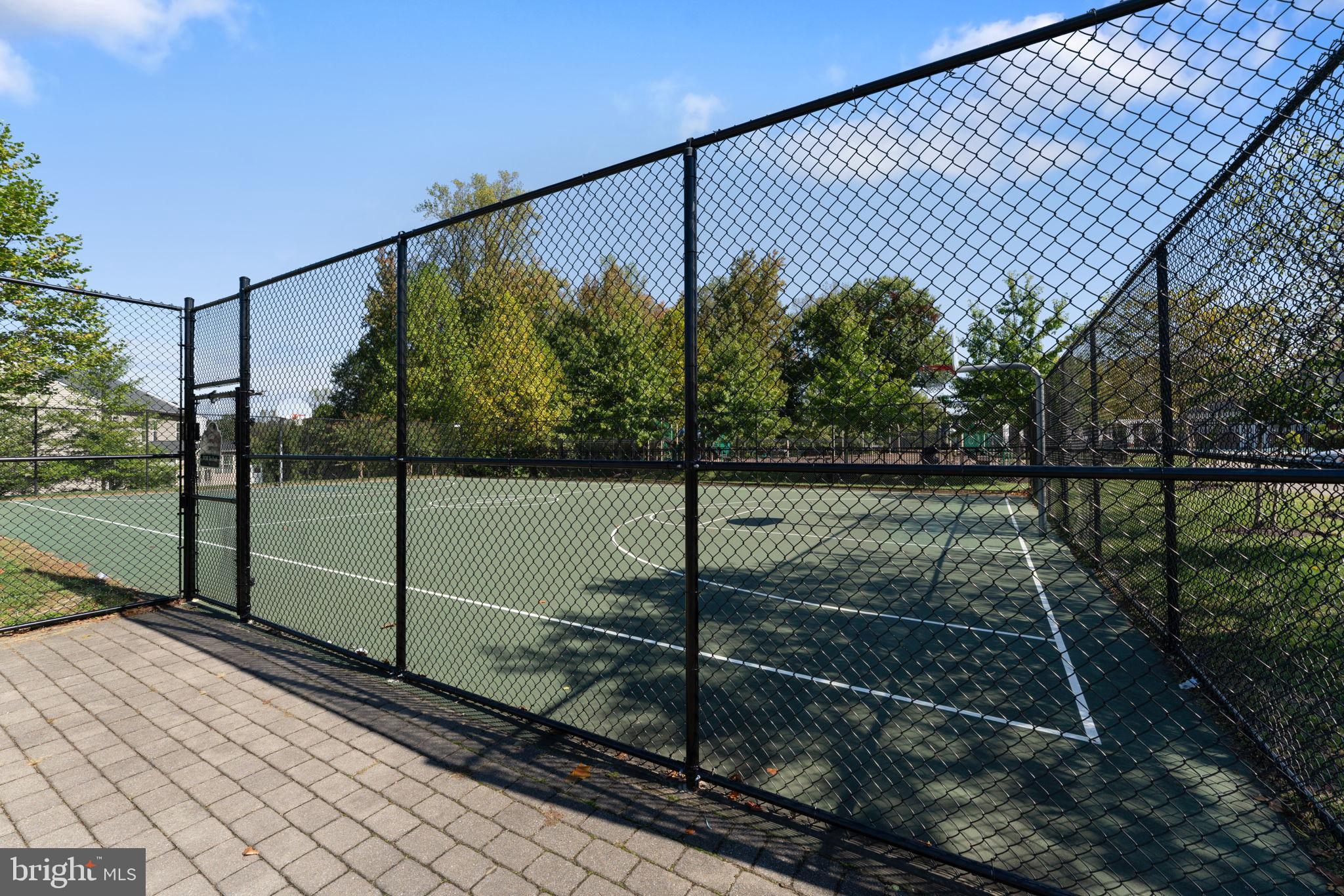 WOODMORE TOWNE CENTRE - Residential