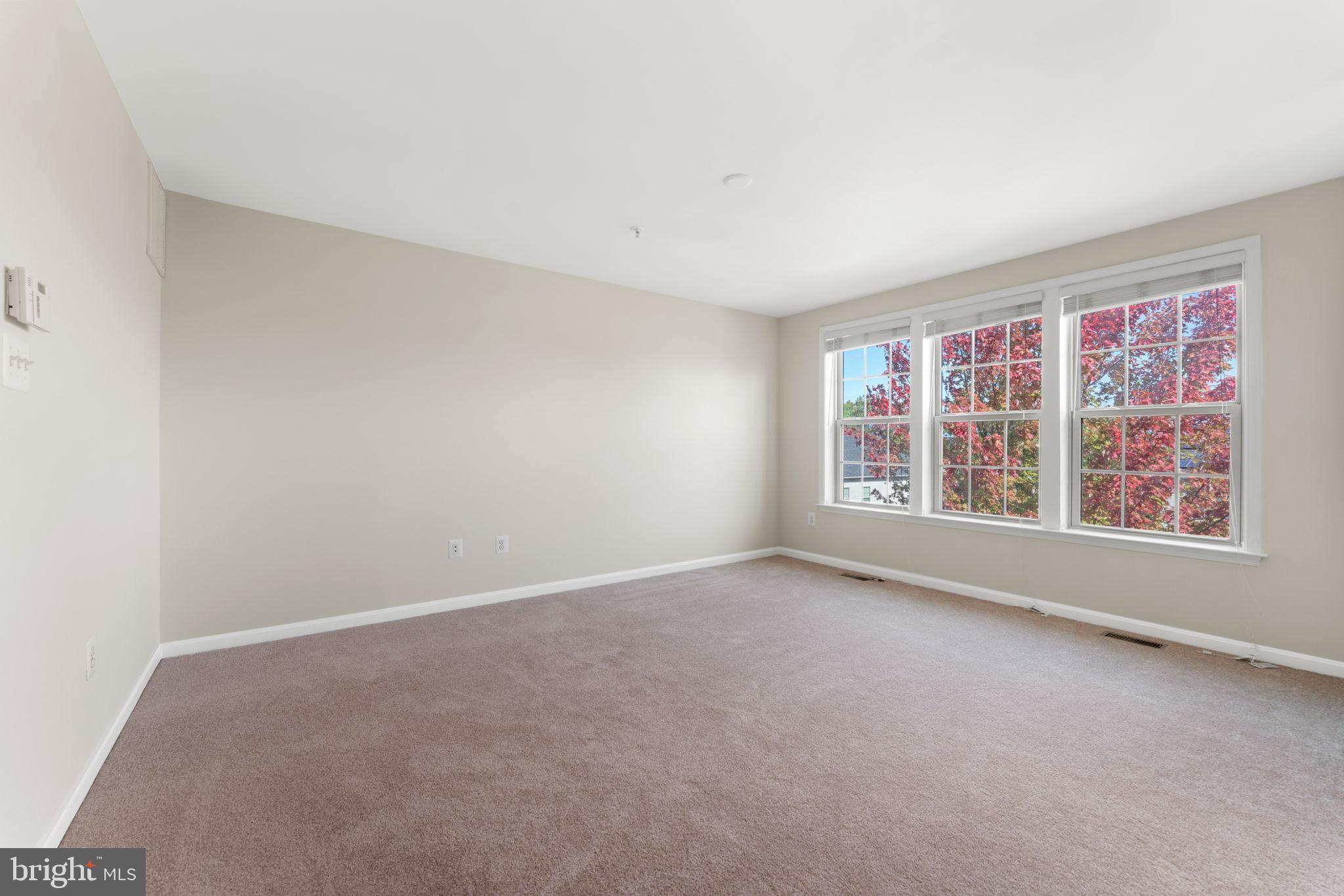 WOODMORE TOWNE CENTRE - Residential