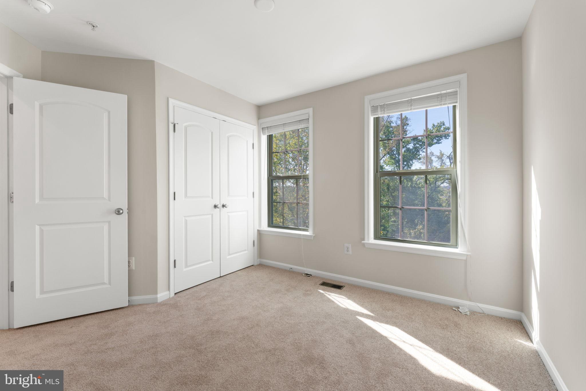 WOODMORE TOWNE CENTRE - Residential