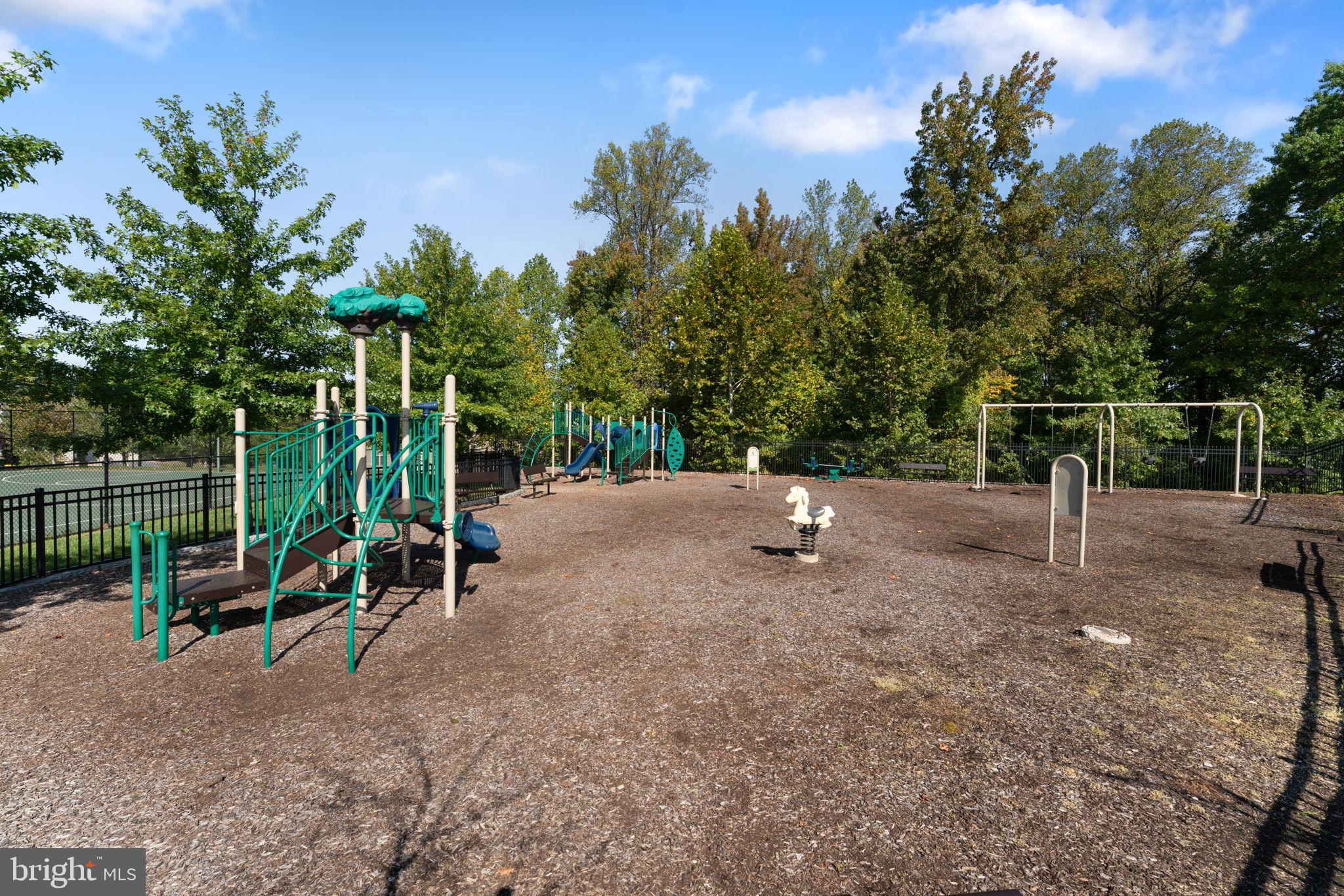 WOODMORE TOWNE CENTRE - Residential