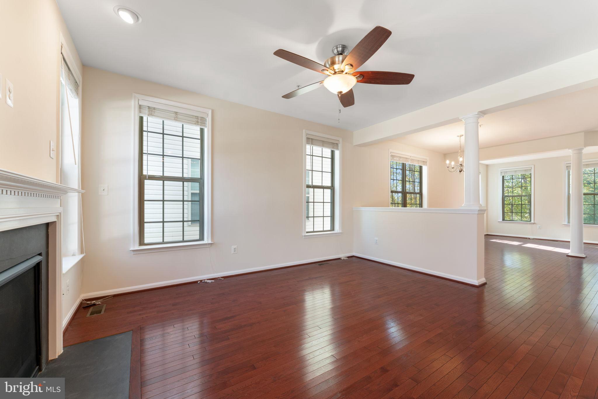 WOODMORE TOWNE CENTRE - Residential