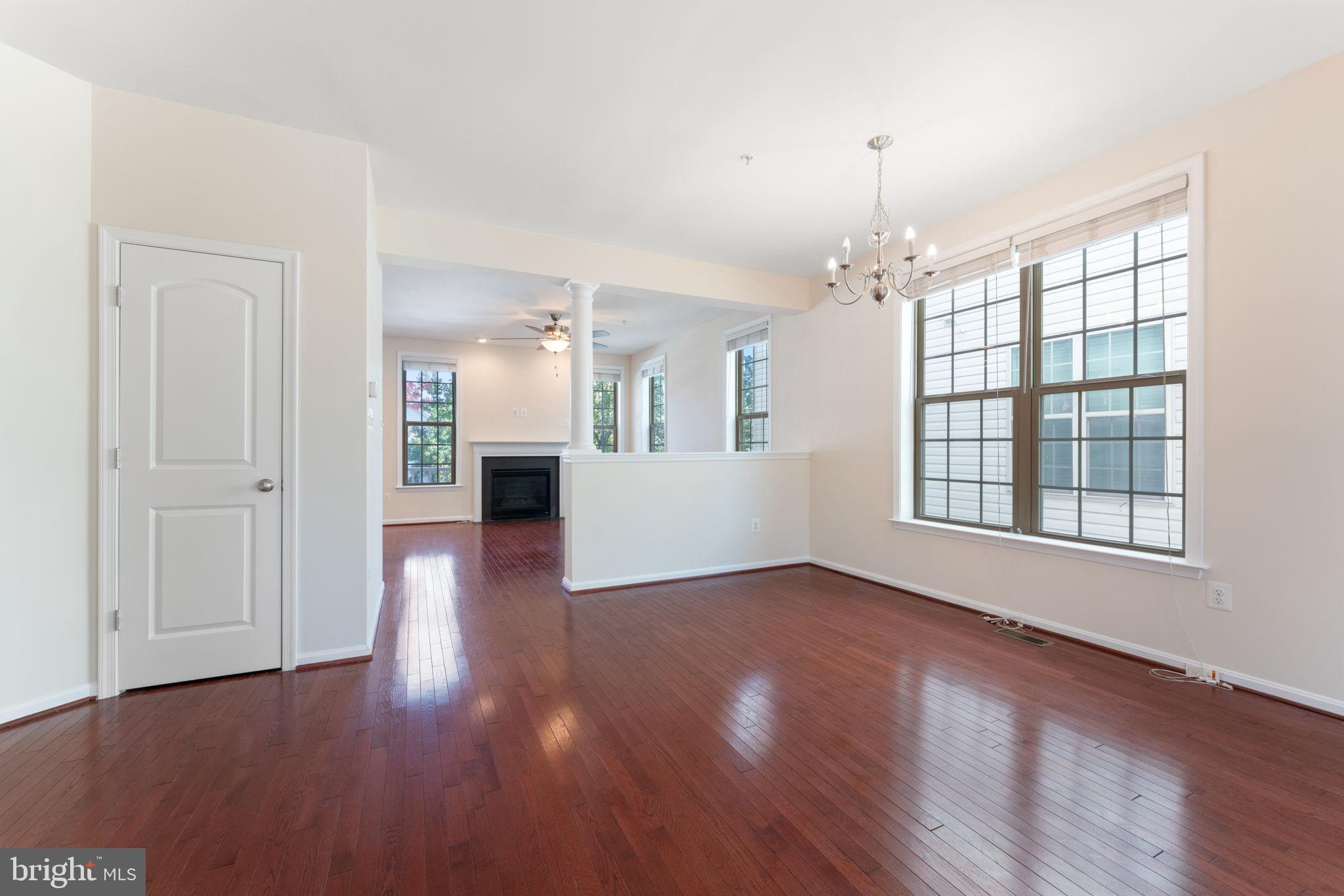 WOODMORE TOWNE CENTRE - Residential