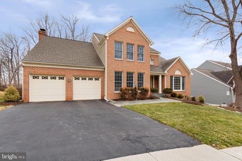 11819 TROIKA COURT WOODBRIDGE VA 22192