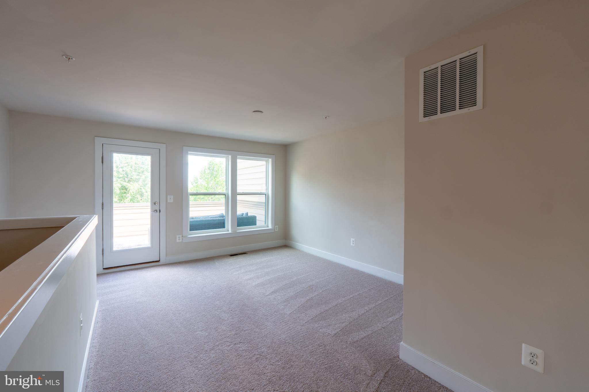 KING FARM IRVINGTON - Residential Lease