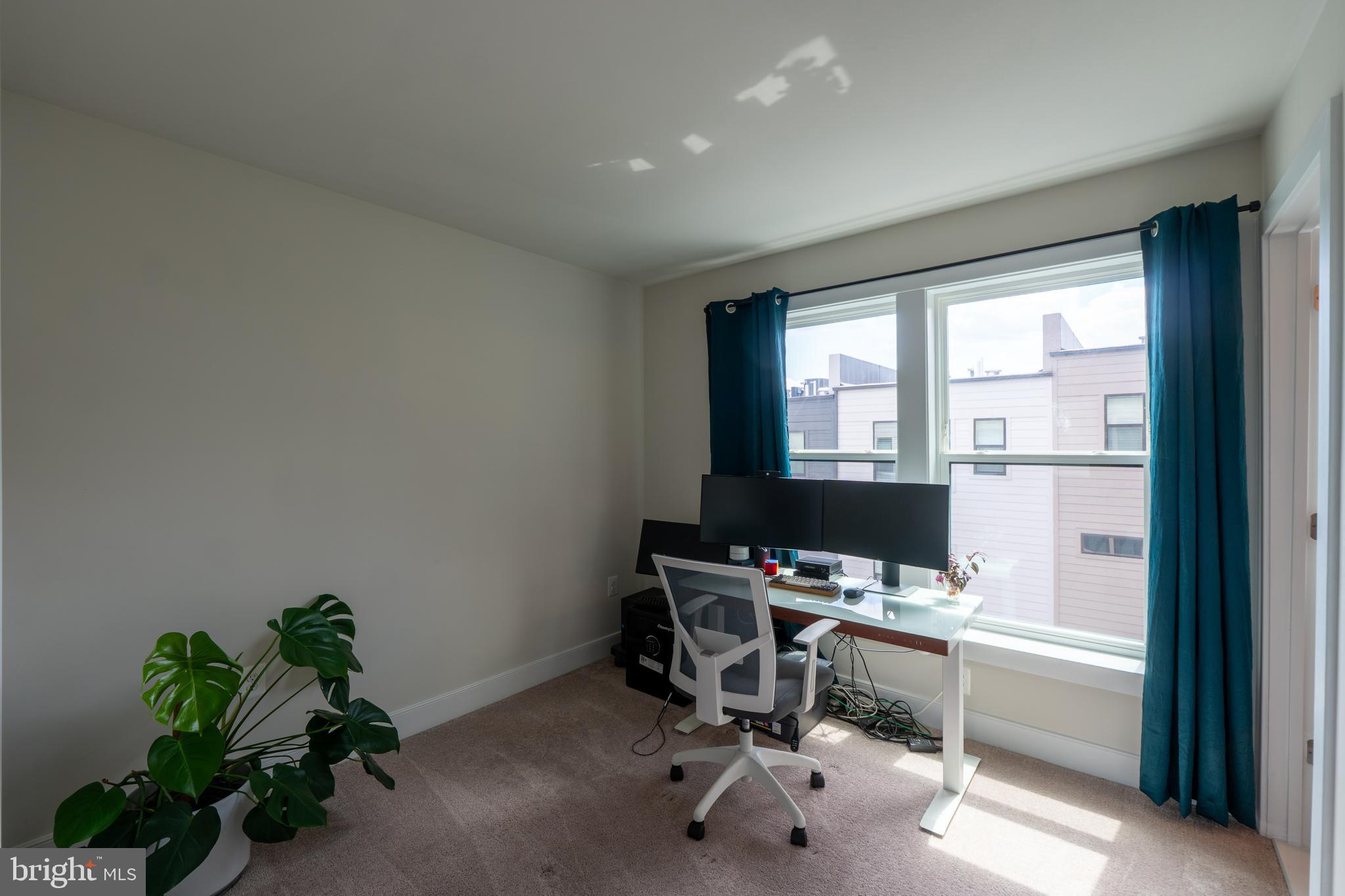 KING FARM IRVINGTON - Residential Lease