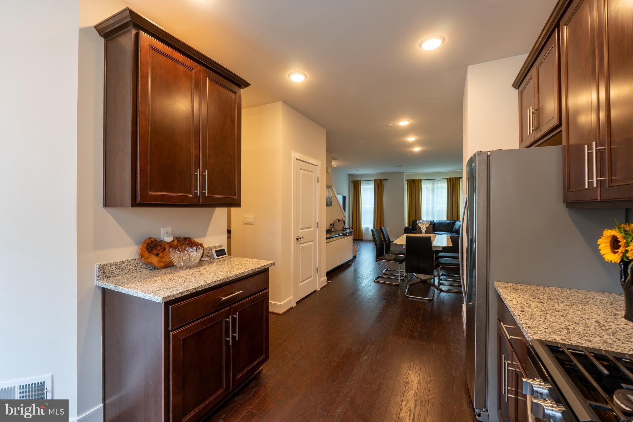 KING FARM IRVINGTON - Residential Lease