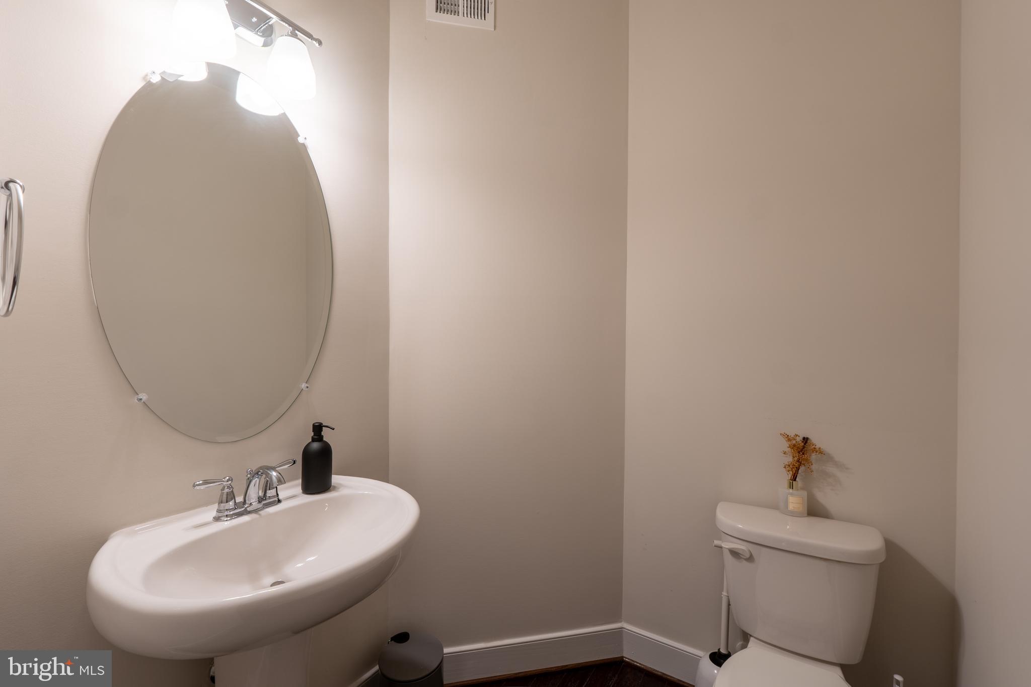 KING FARM IRVINGTON - Residential Lease