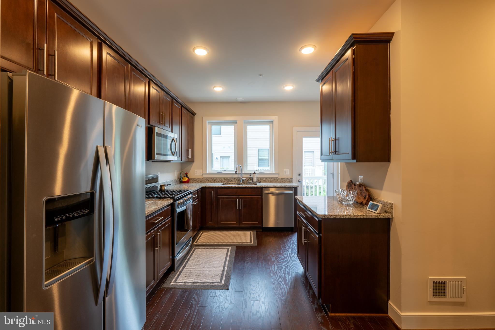 KING FARM IRVINGTON - Residential Lease