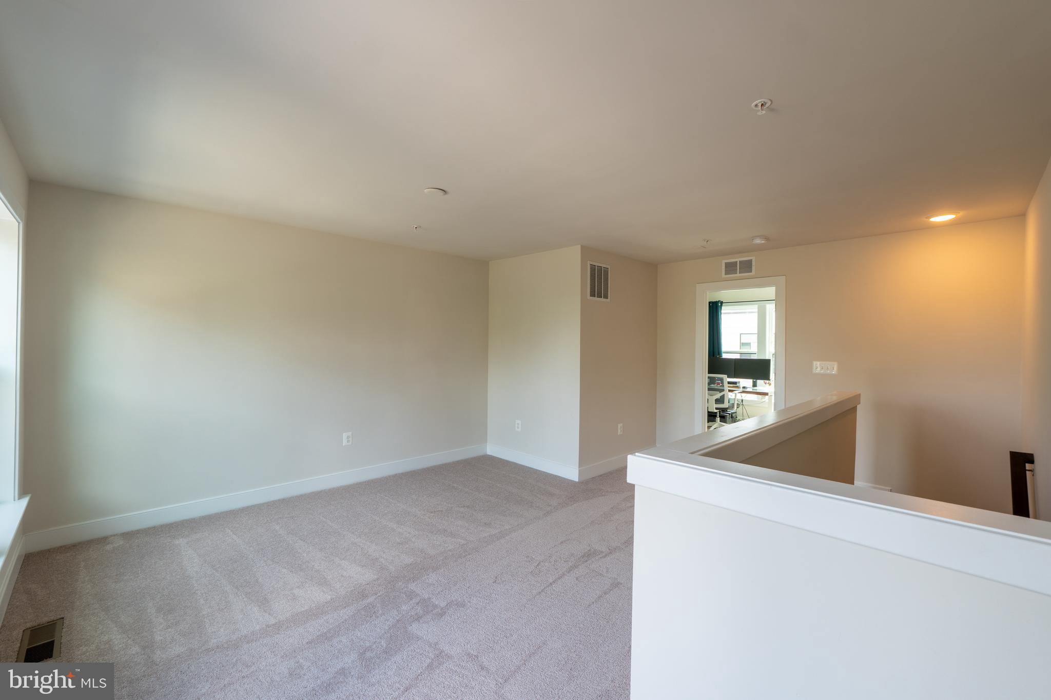 KING FARM IRVINGTON - Residential Lease