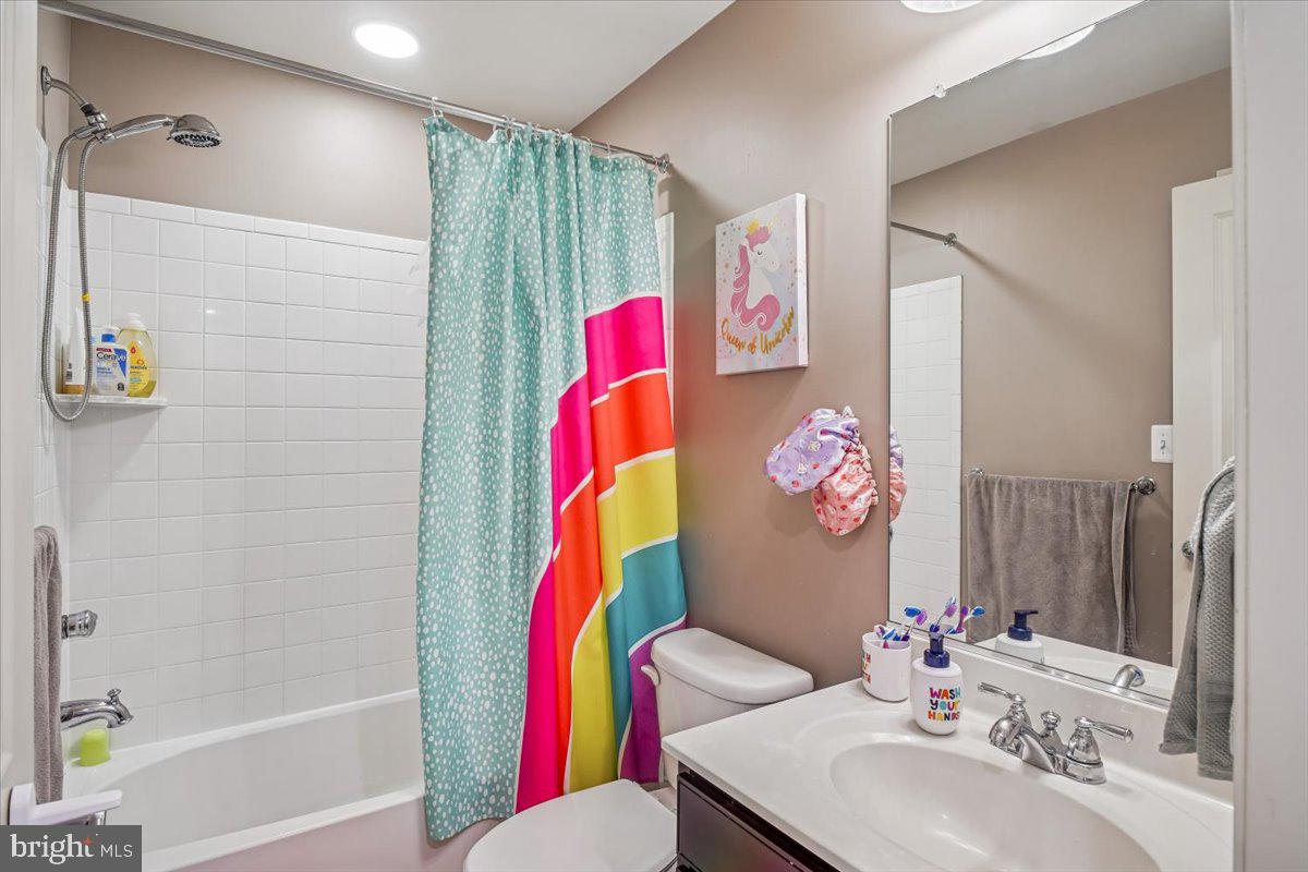 CABIN BRANCH - Residential