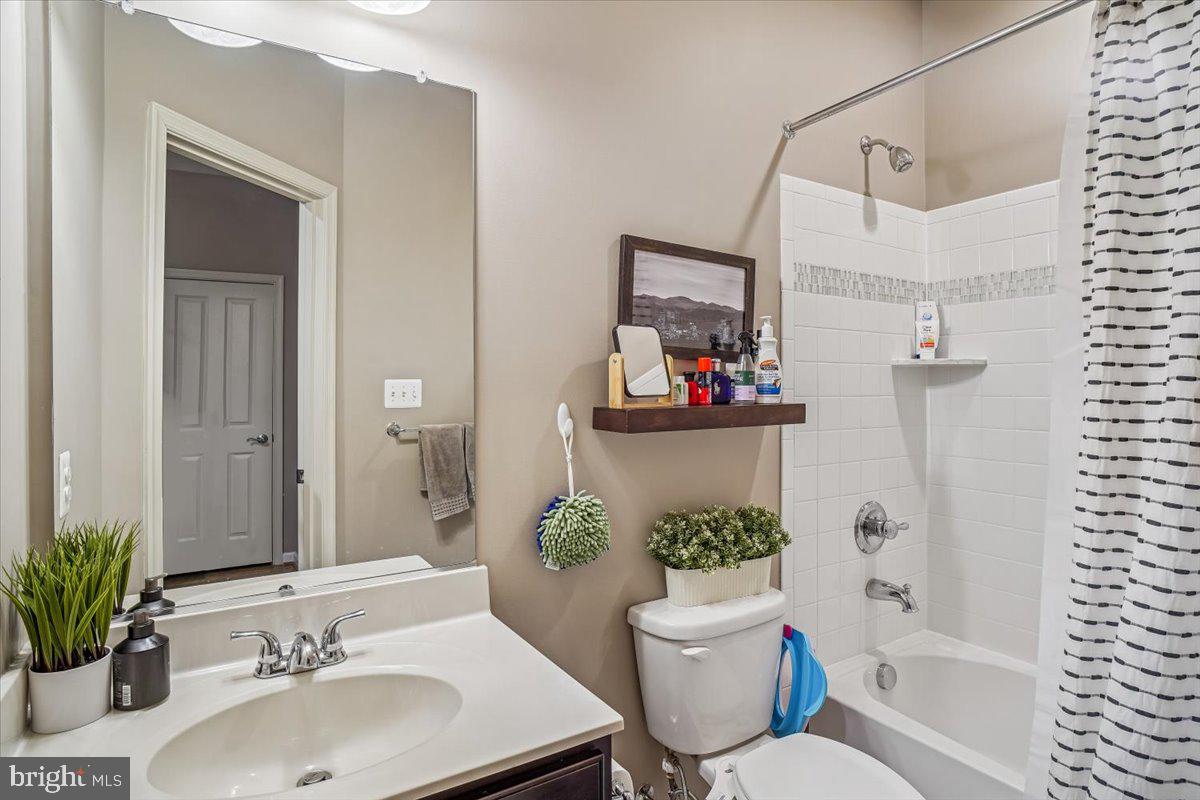 CABIN BRANCH - Residential