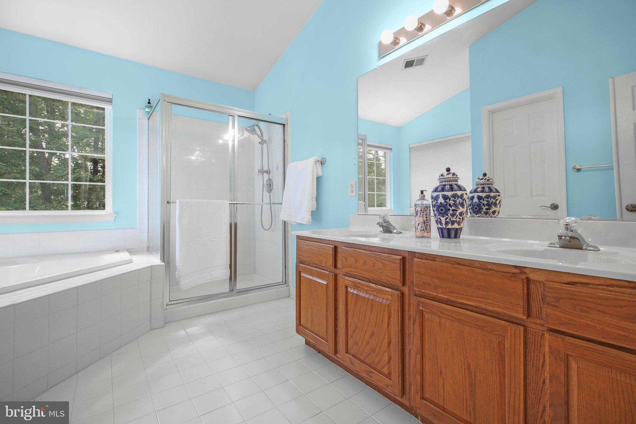 SOUTH WALES - Residential