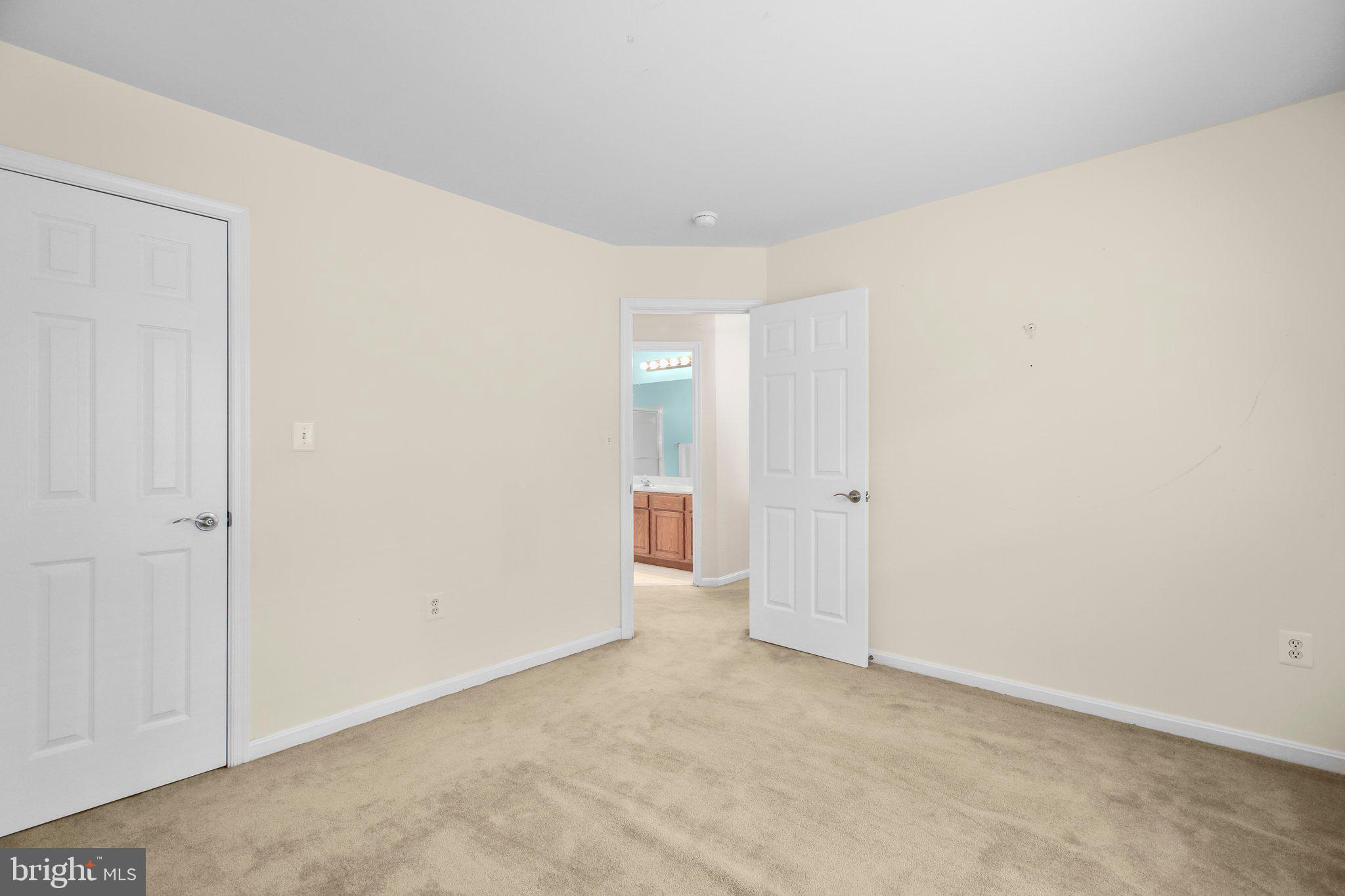 SOUTH WALES - Residential