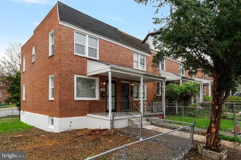 300 Denison Street, Baltimore, MD 21229 - #: MDBA2162924