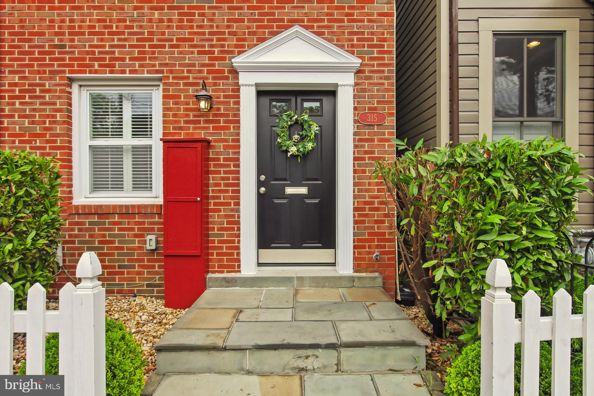 PARKER GRAY - Residential