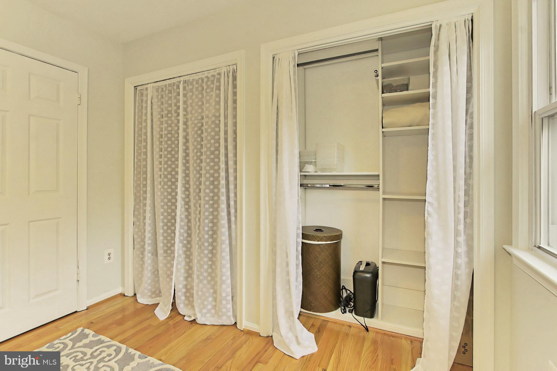 PARKER GRAY - Residential