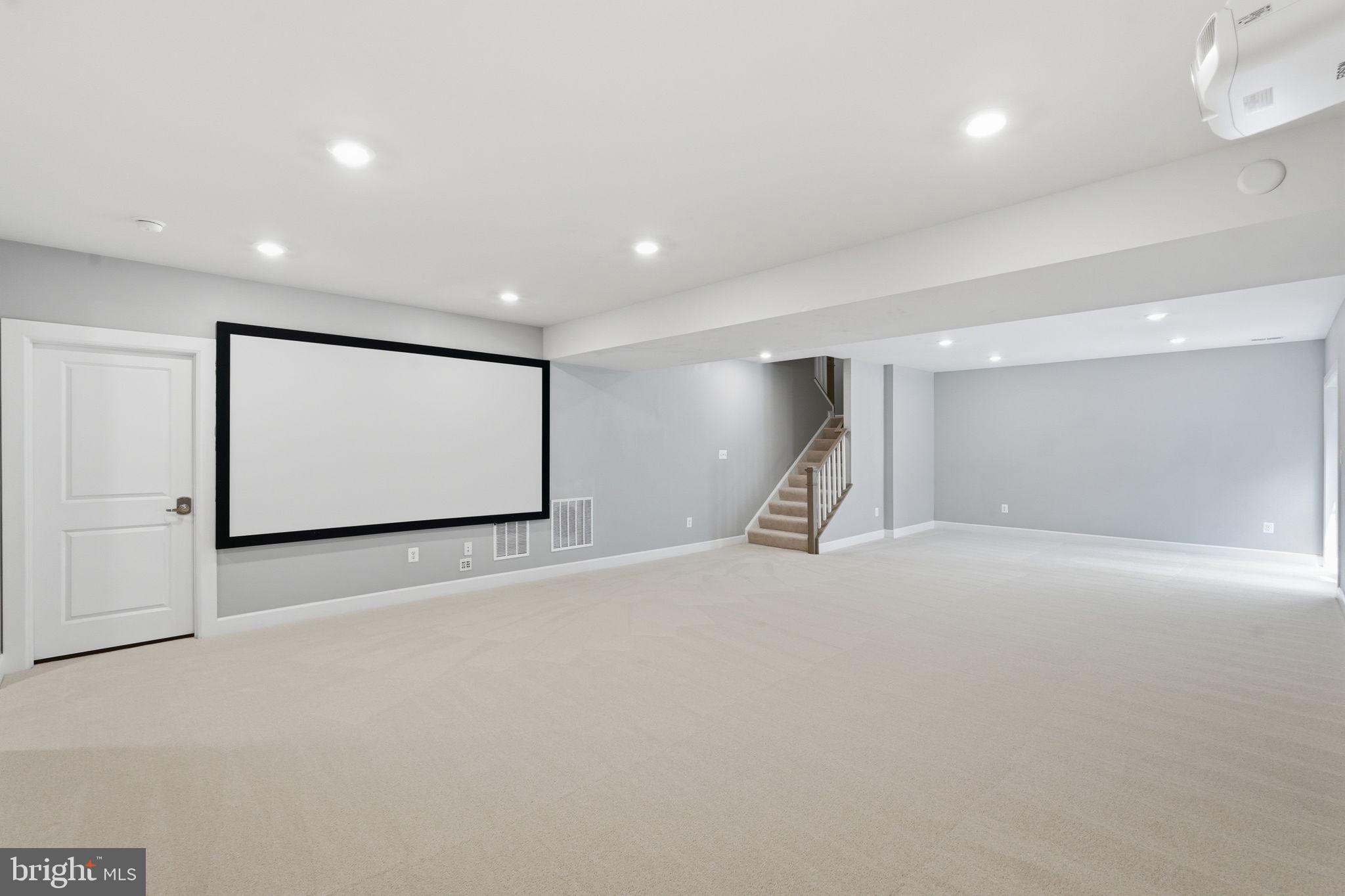 GRANT AT WILLOWSFORD - Residential