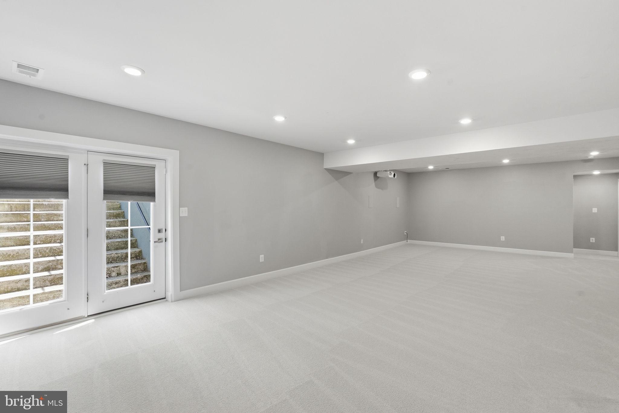 GRANT AT WILLOWSFORD - Residential