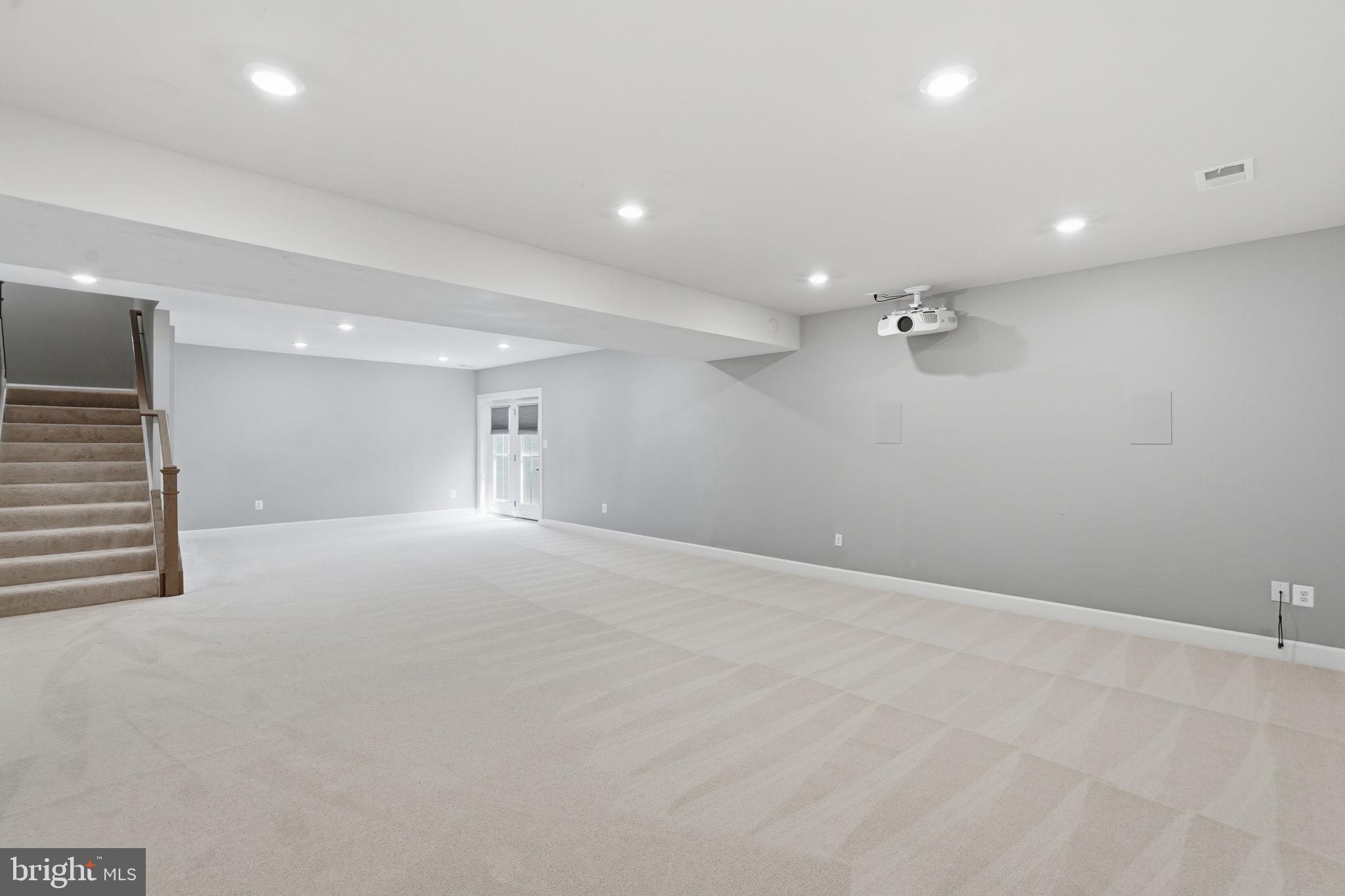 GRANT AT WILLOWSFORD - Residential