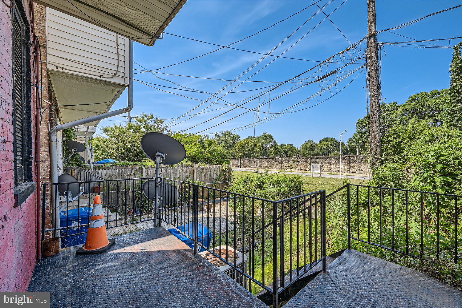 OLIVER - Residential