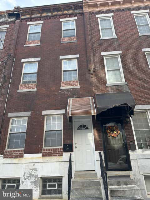 Townhouse For Sale - 720 Winton Street<br/> PHILADELPHIA, PA 19148