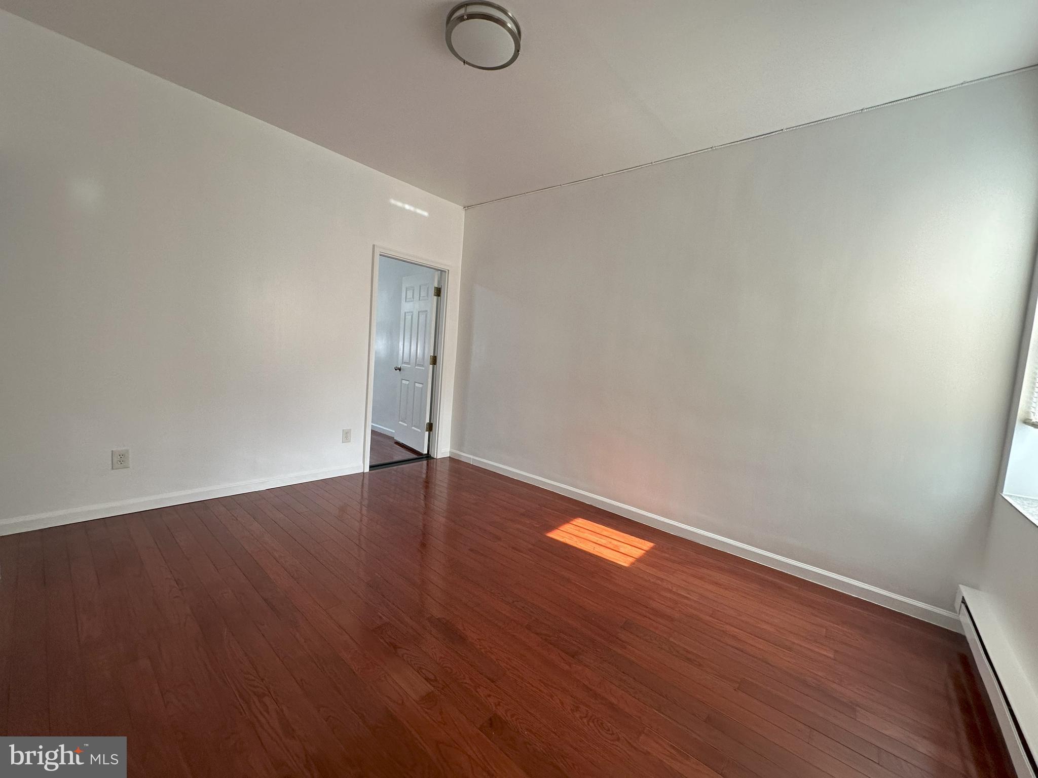 PHILADELPHIA (SOUTH) - Residential