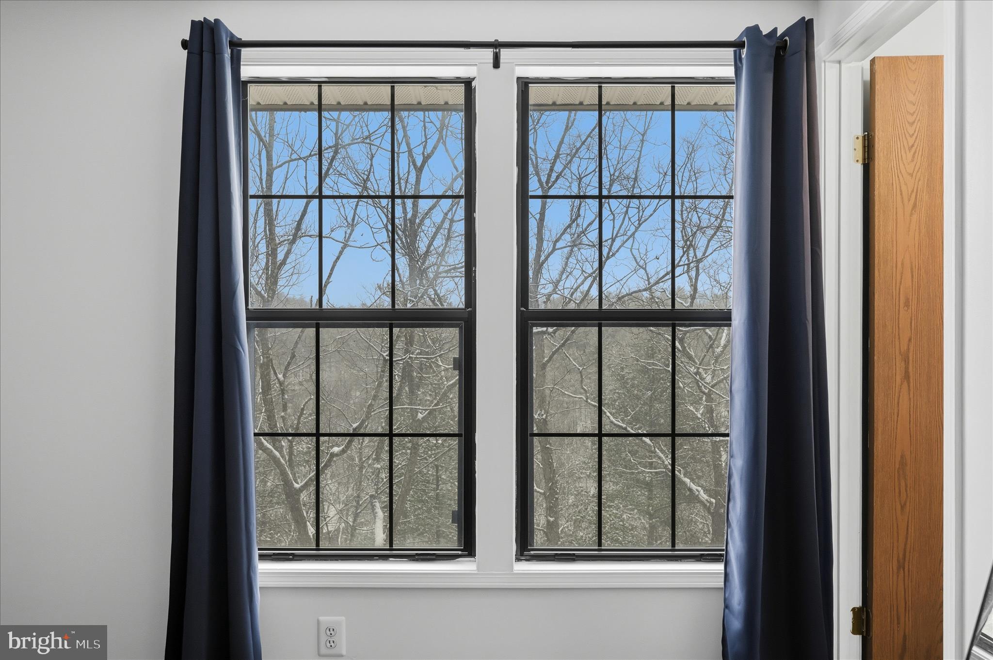 LAKEVIEW - Residential