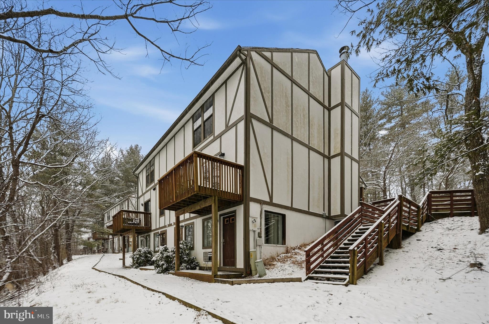 LAKEVIEW - Residential