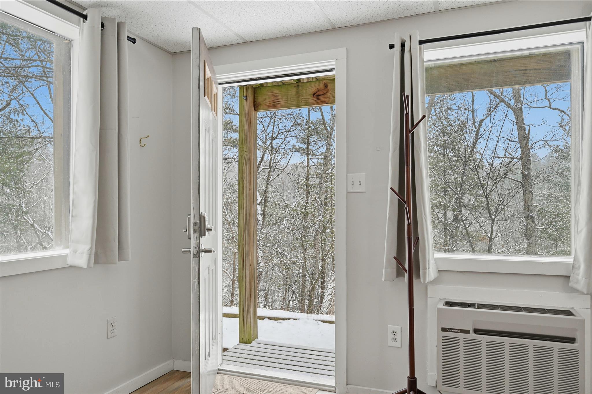 LAKEVIEW - Residential