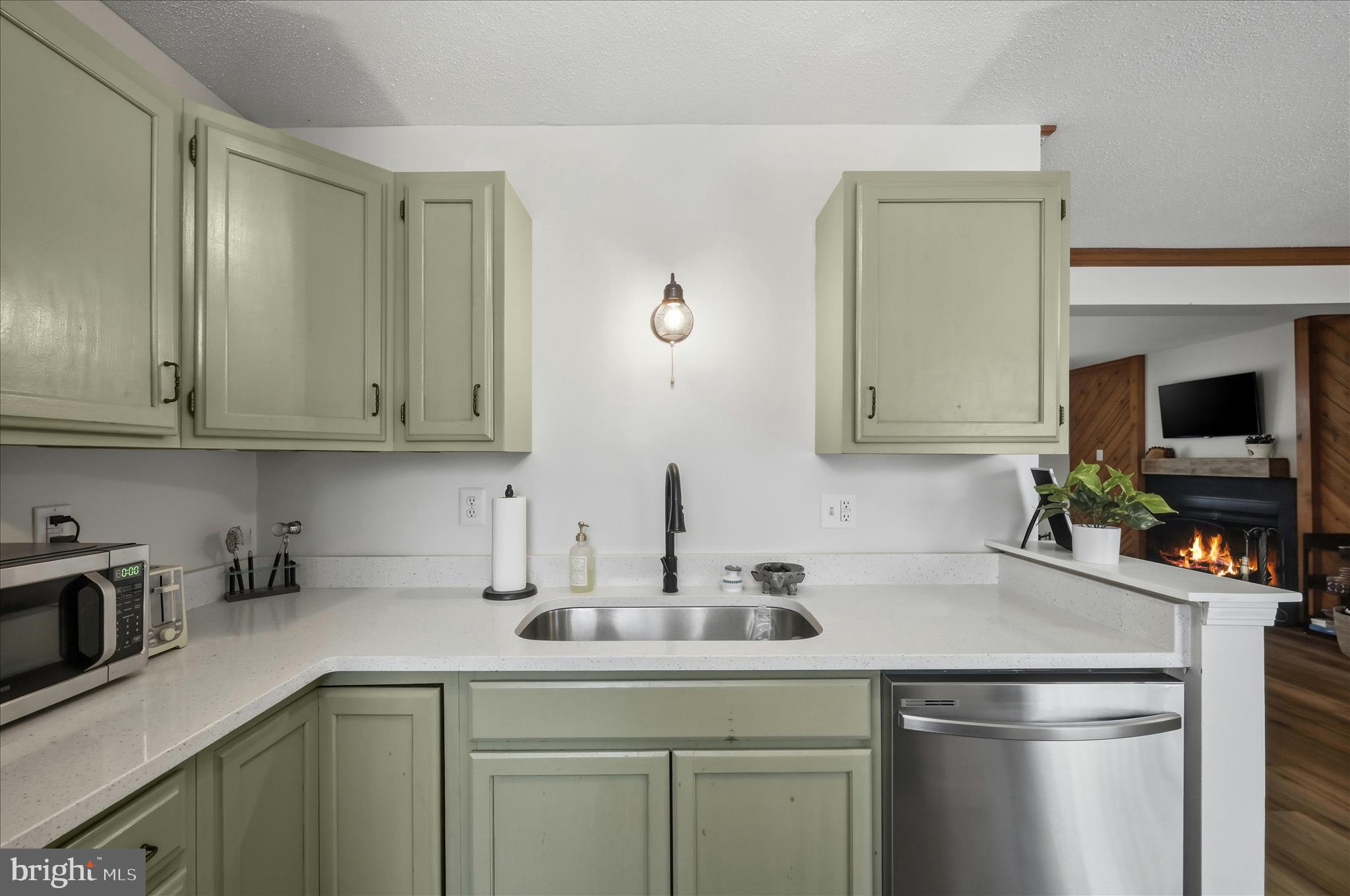 LAKEVIEW - Residential