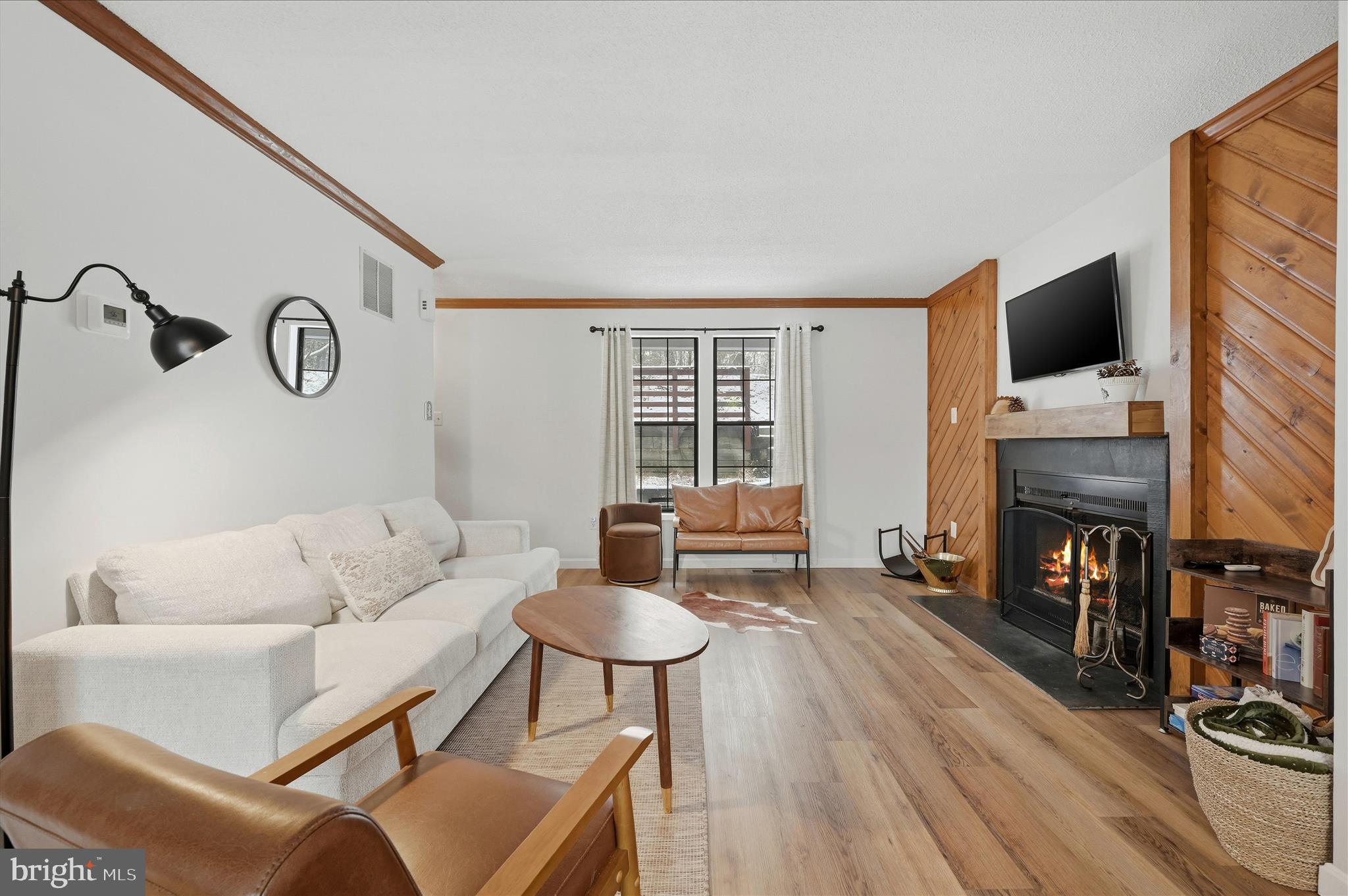 LAKEVIEW - Residential