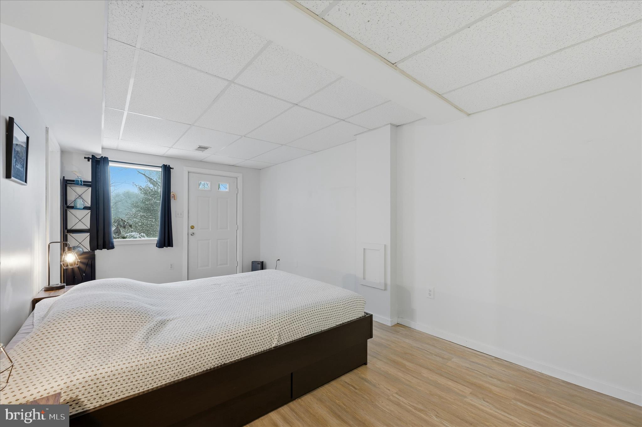 LAKEVIEW - Residential