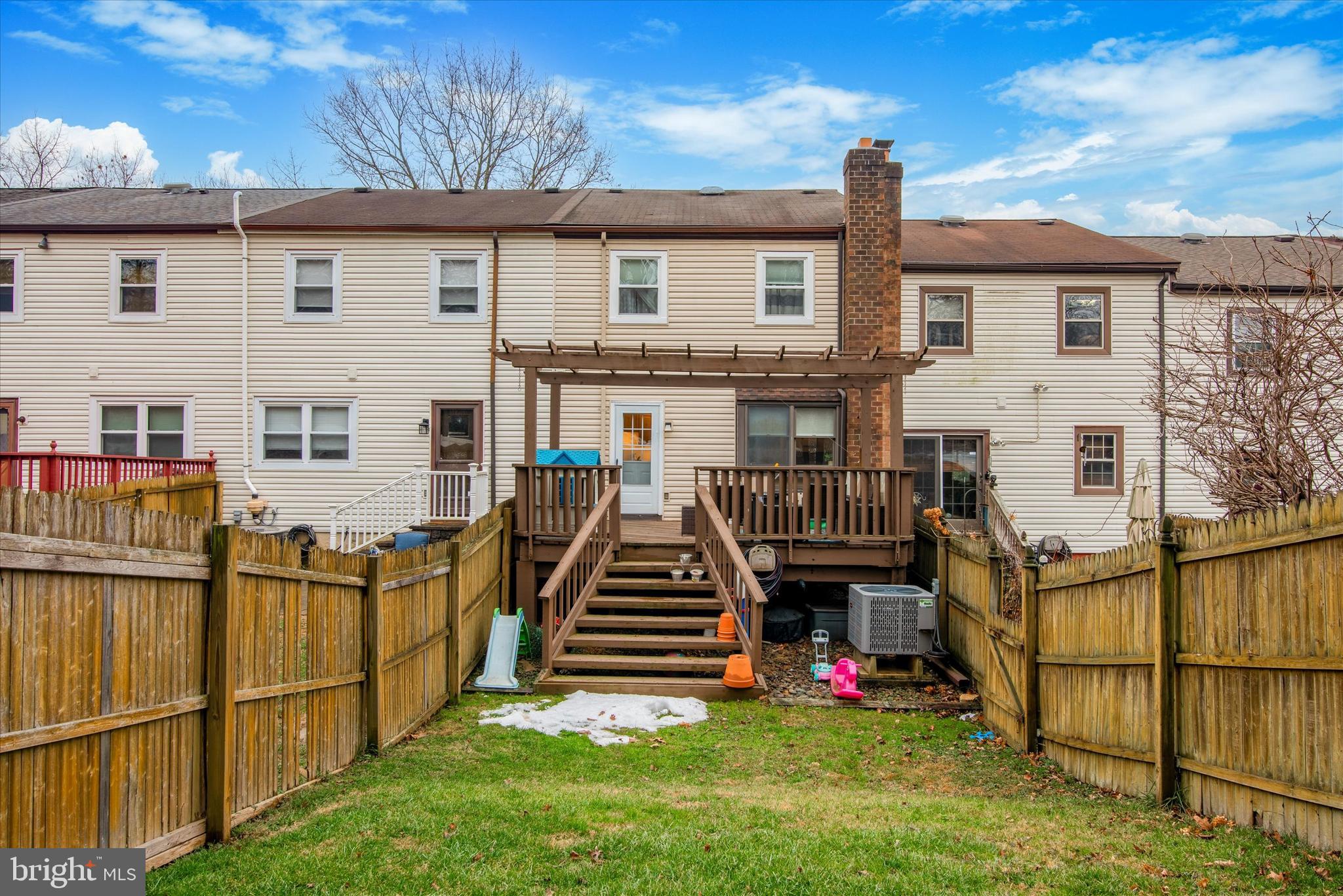 LAFAYETTE GREEN - Residential