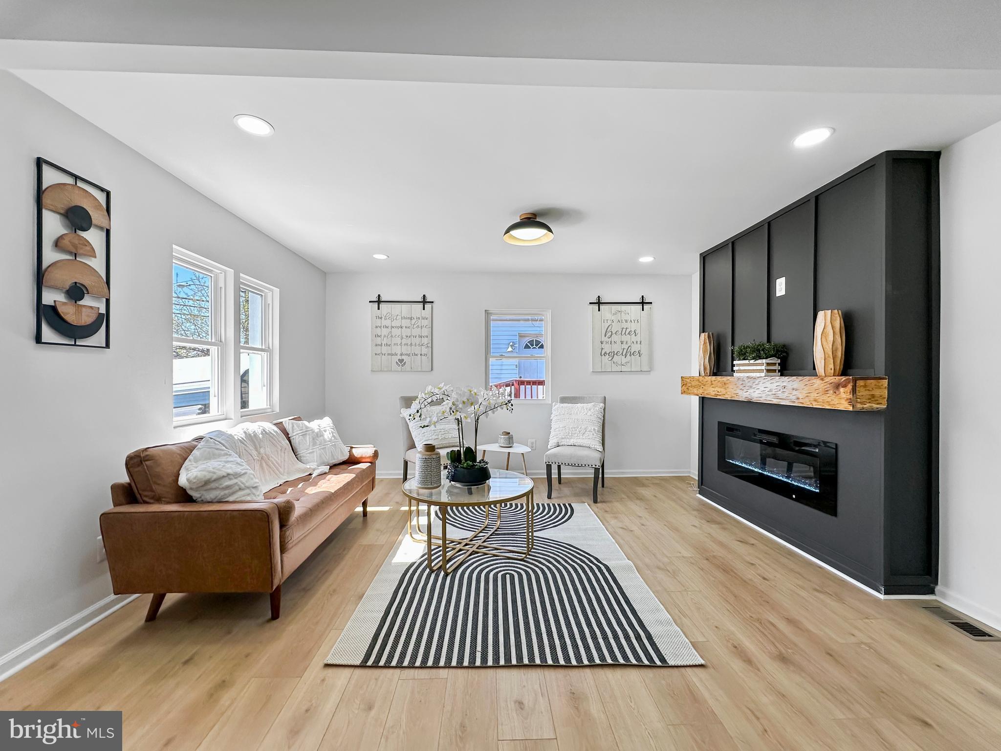 CHAPEL OAKS - Residential