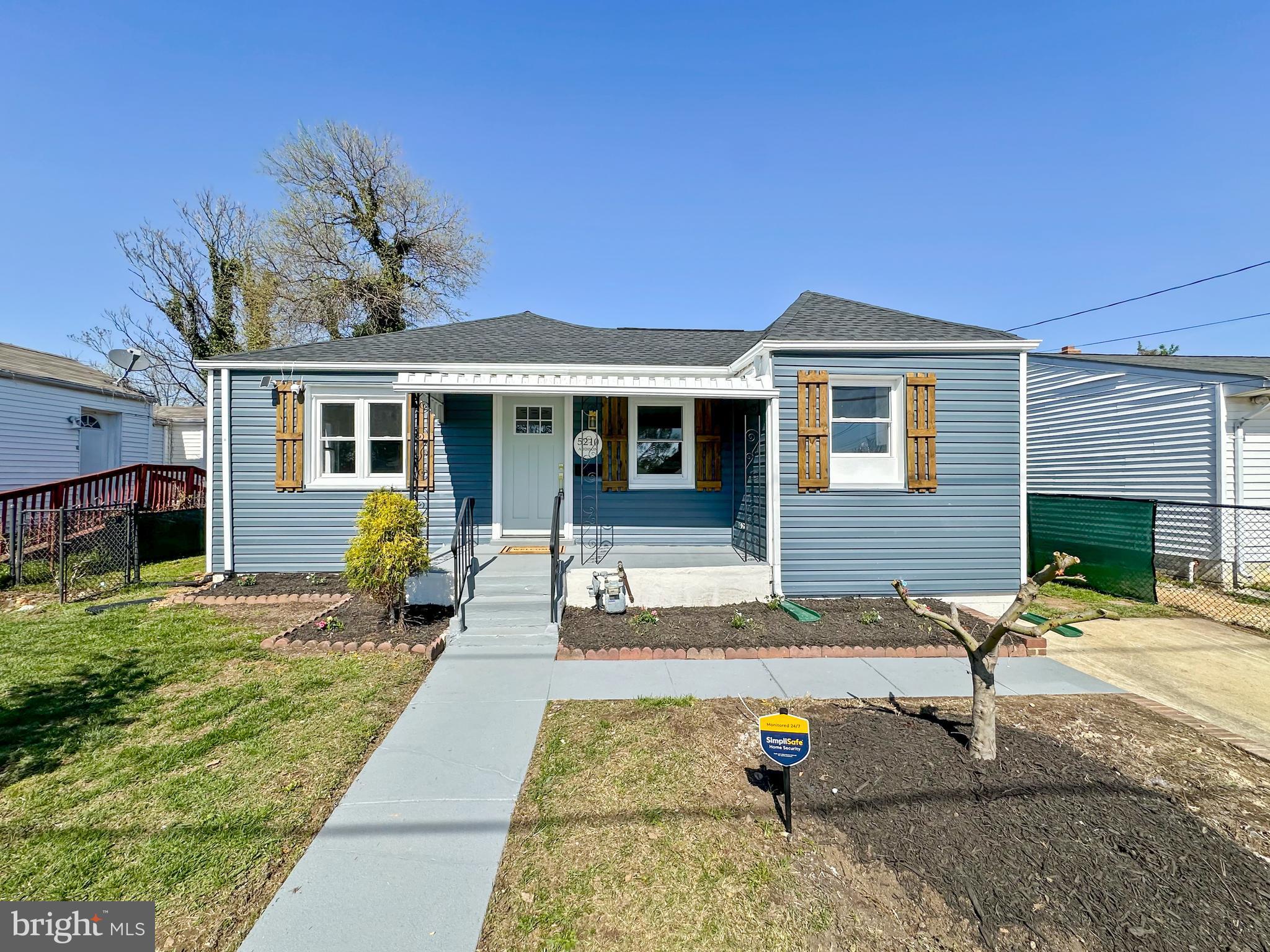 CHAPEL OAKS - Residential