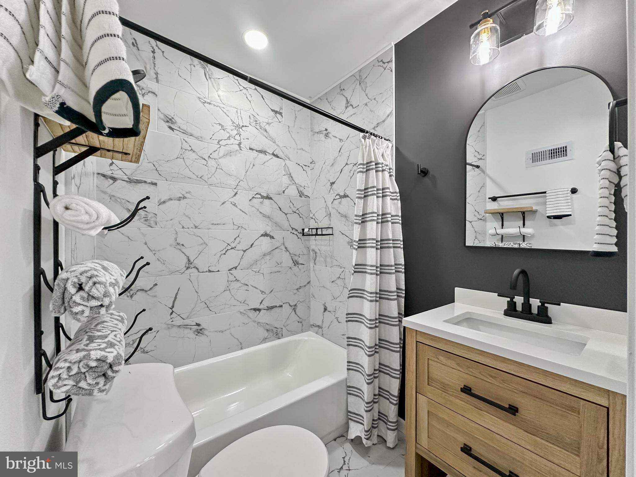 CHAPEL OAKS - Residential