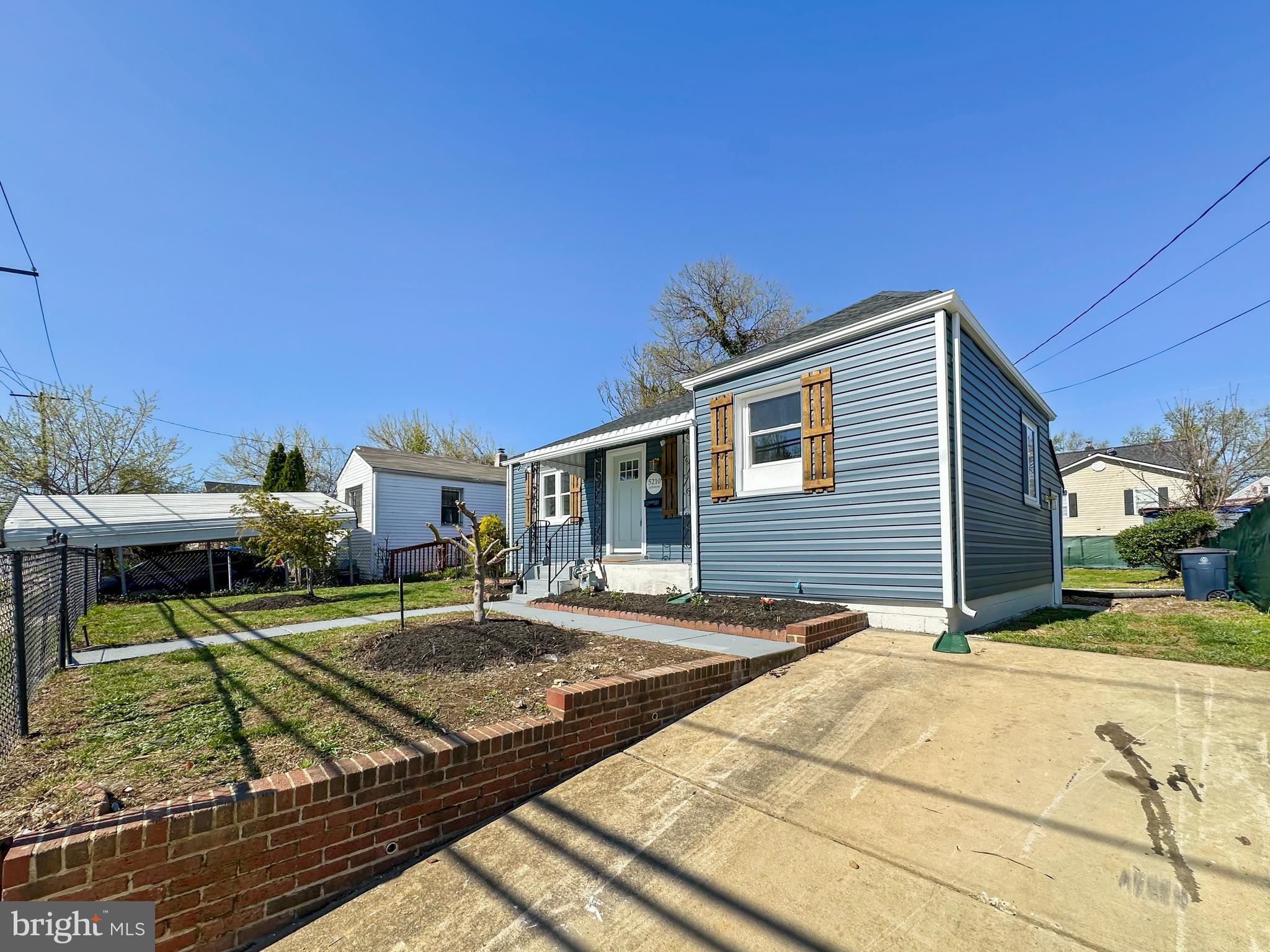 CHAPEL OAKS - Residential