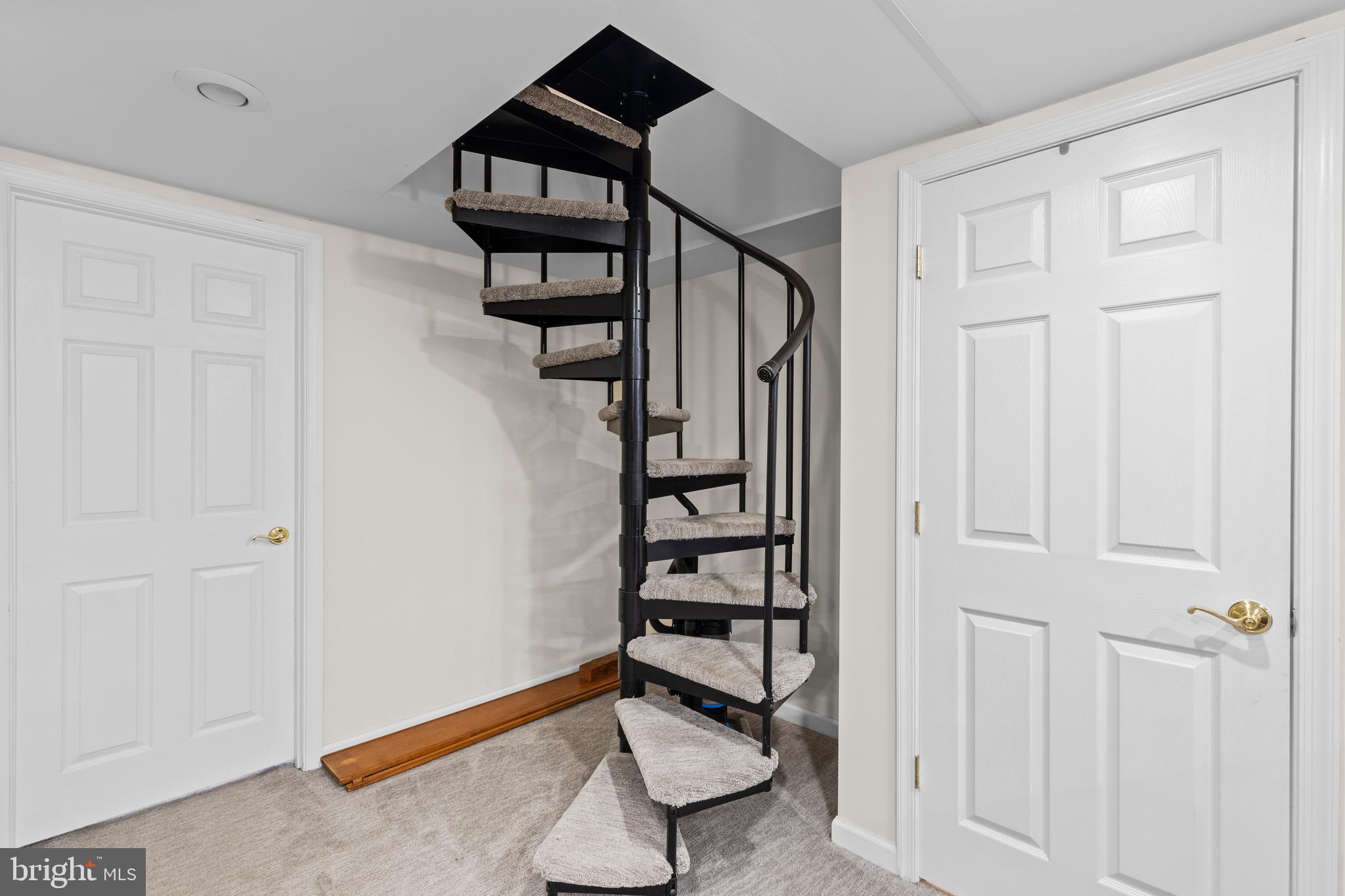 CAMBRIA - Residential