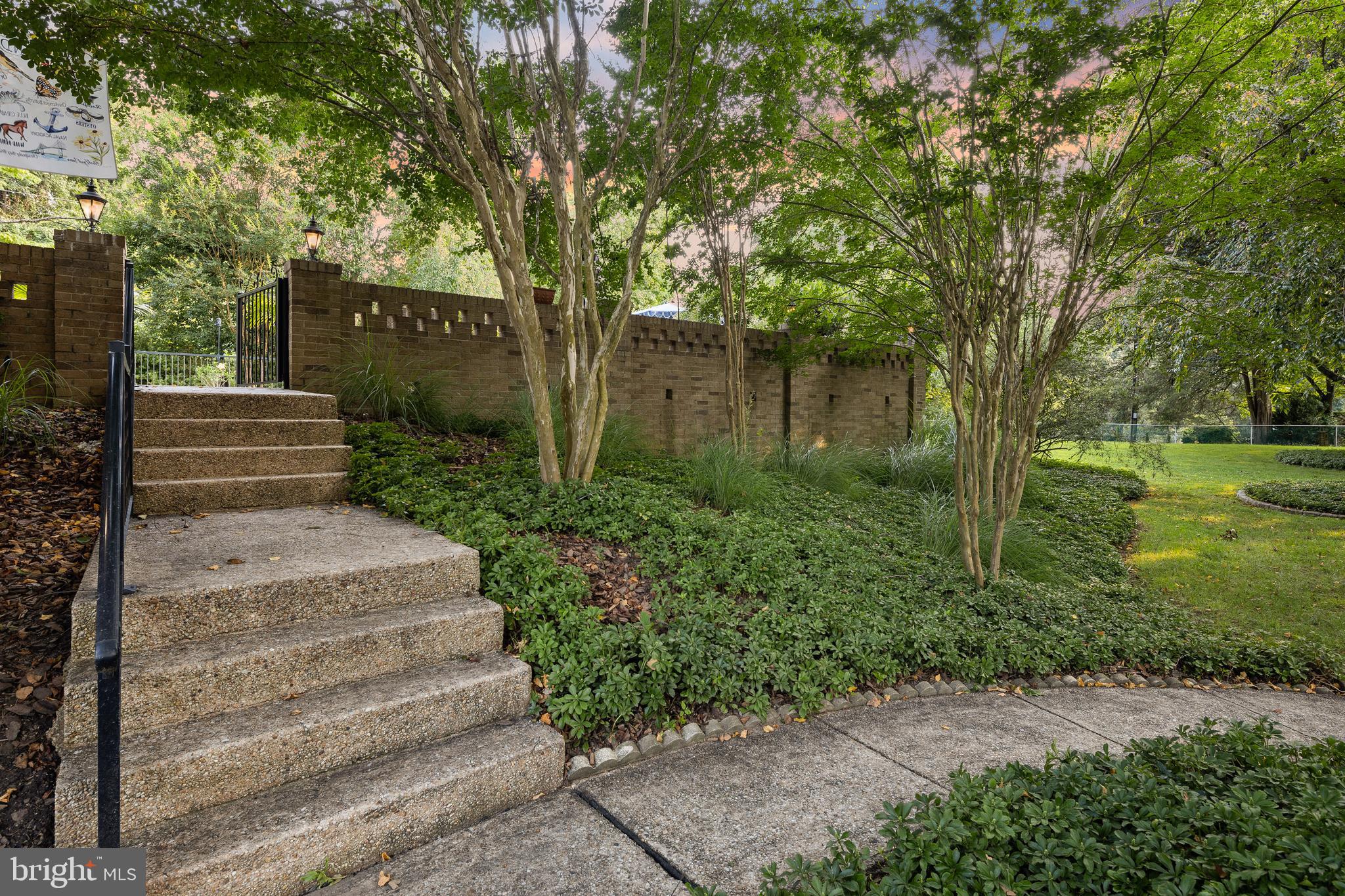 CAMBRIA - Residential