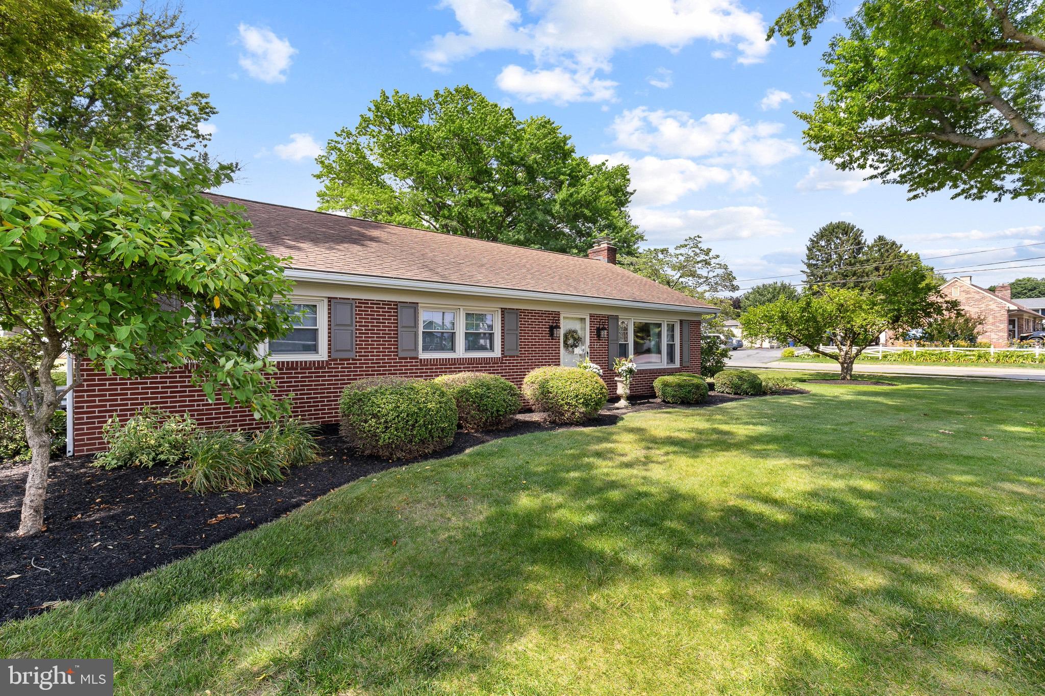 17 E PENN GRANT ROAD