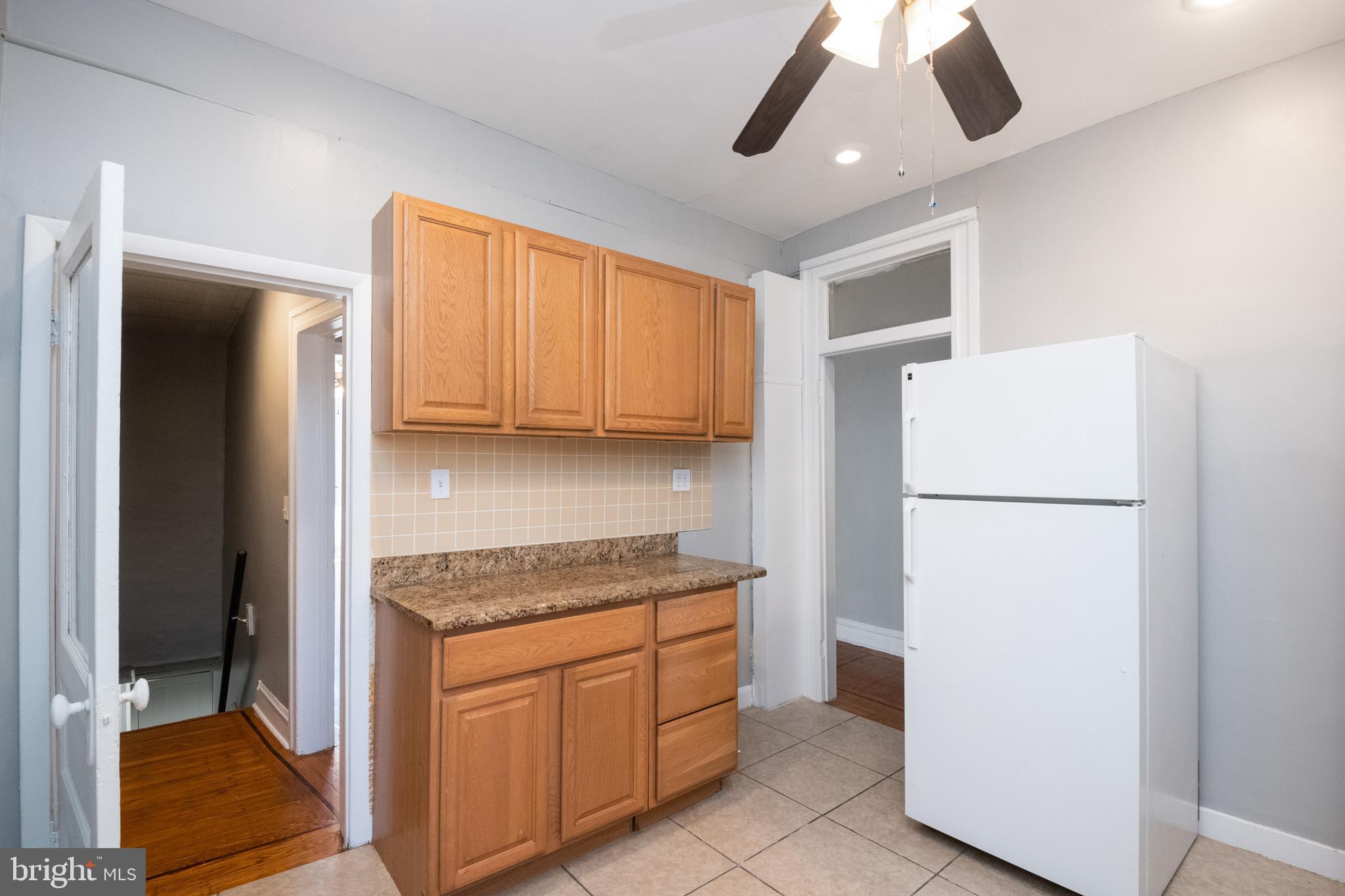 CHARLES VILLAGE - Residential Lease