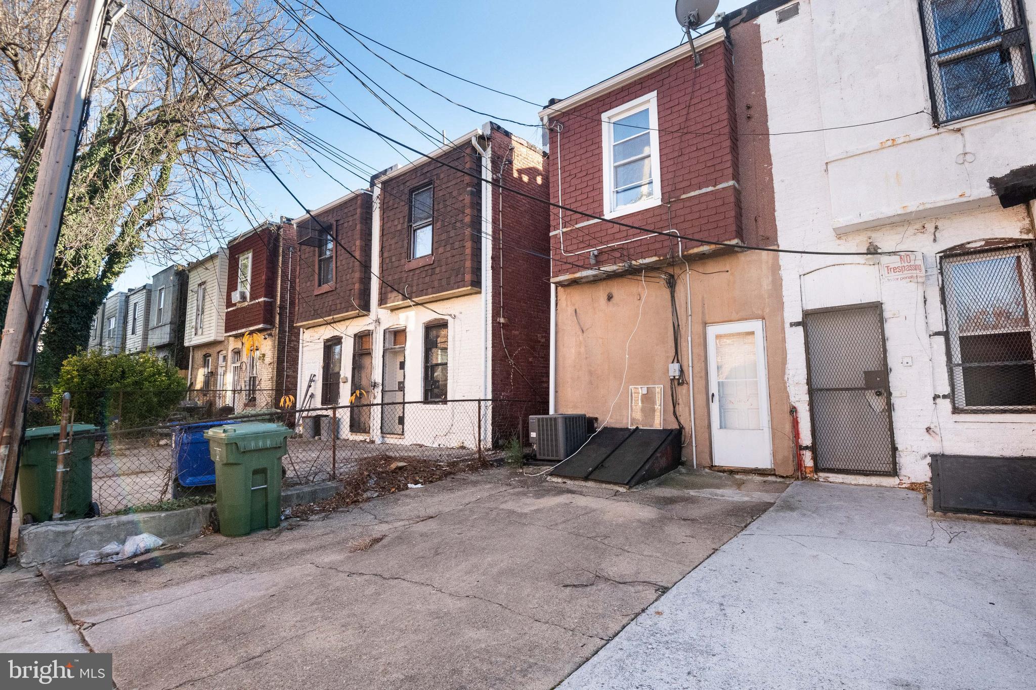 CHARLES VILLAGE - Residential Lease