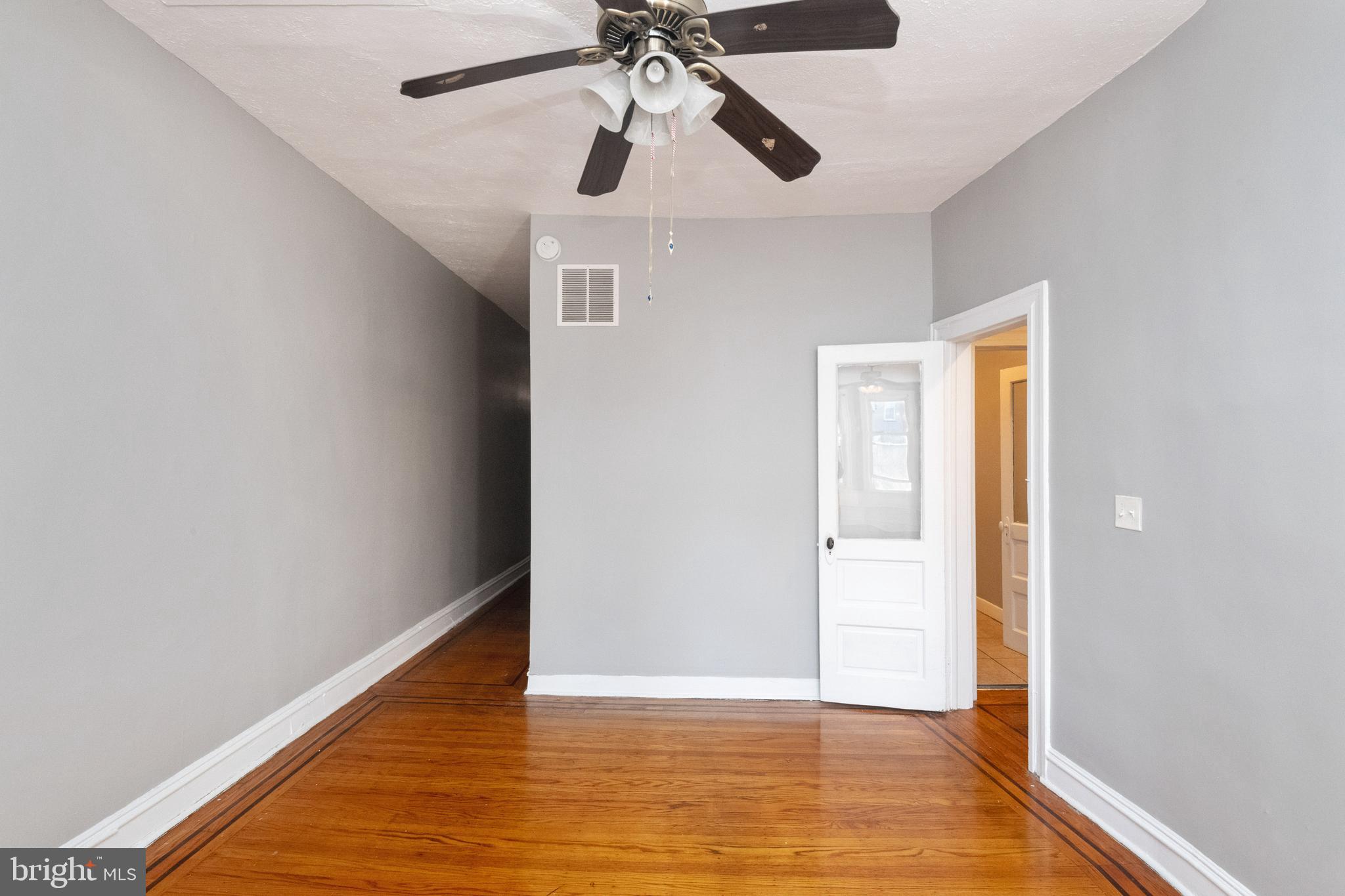 CHARLES VILLAGE - Residential Lease