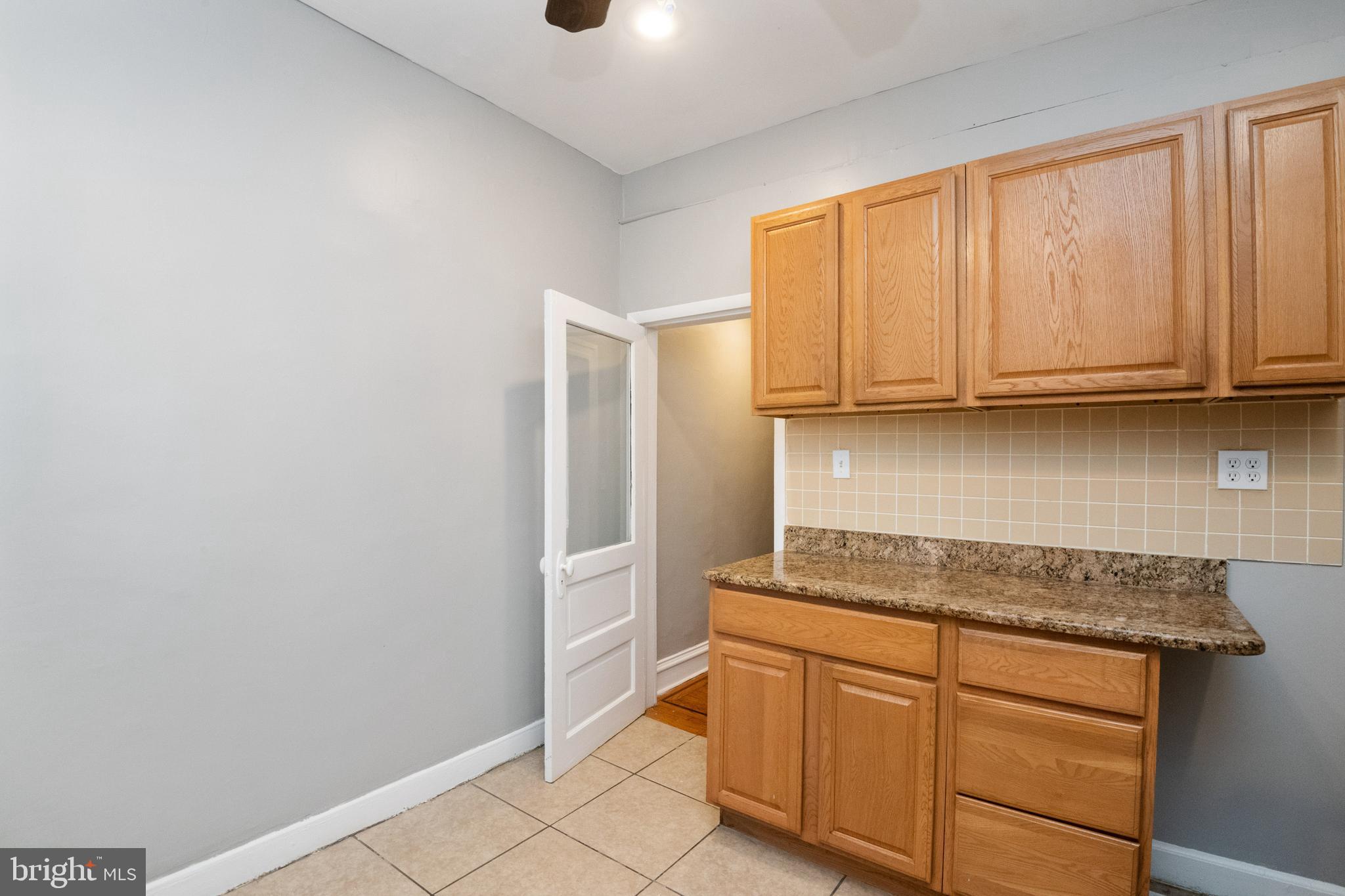 CHARLES VILLAGE - Residential Lease