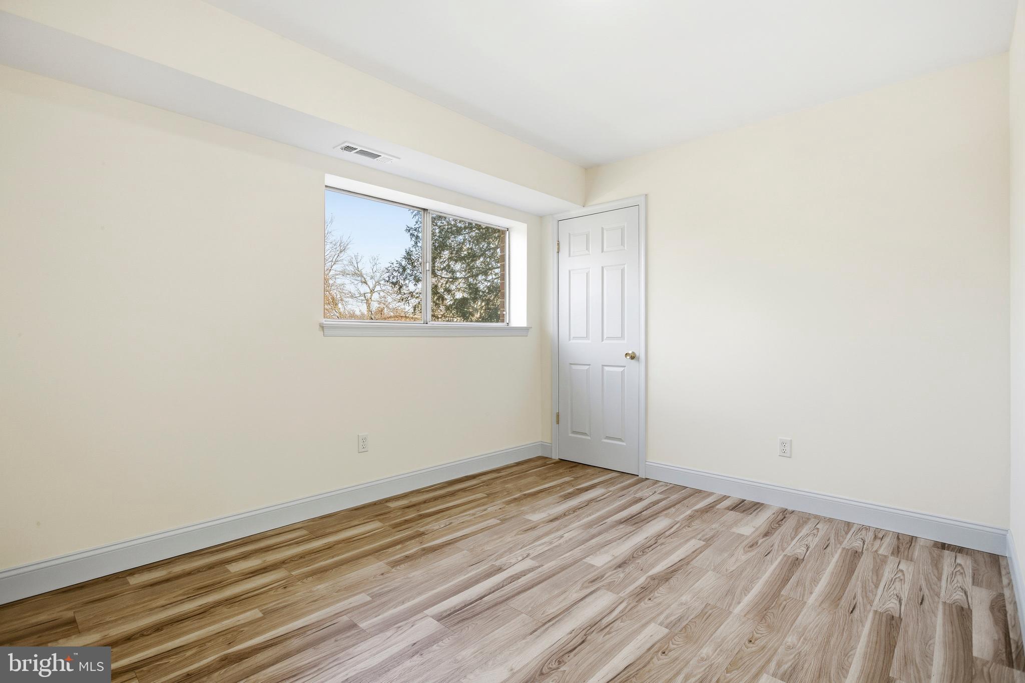 FRENCHMANS CREEK - Residential