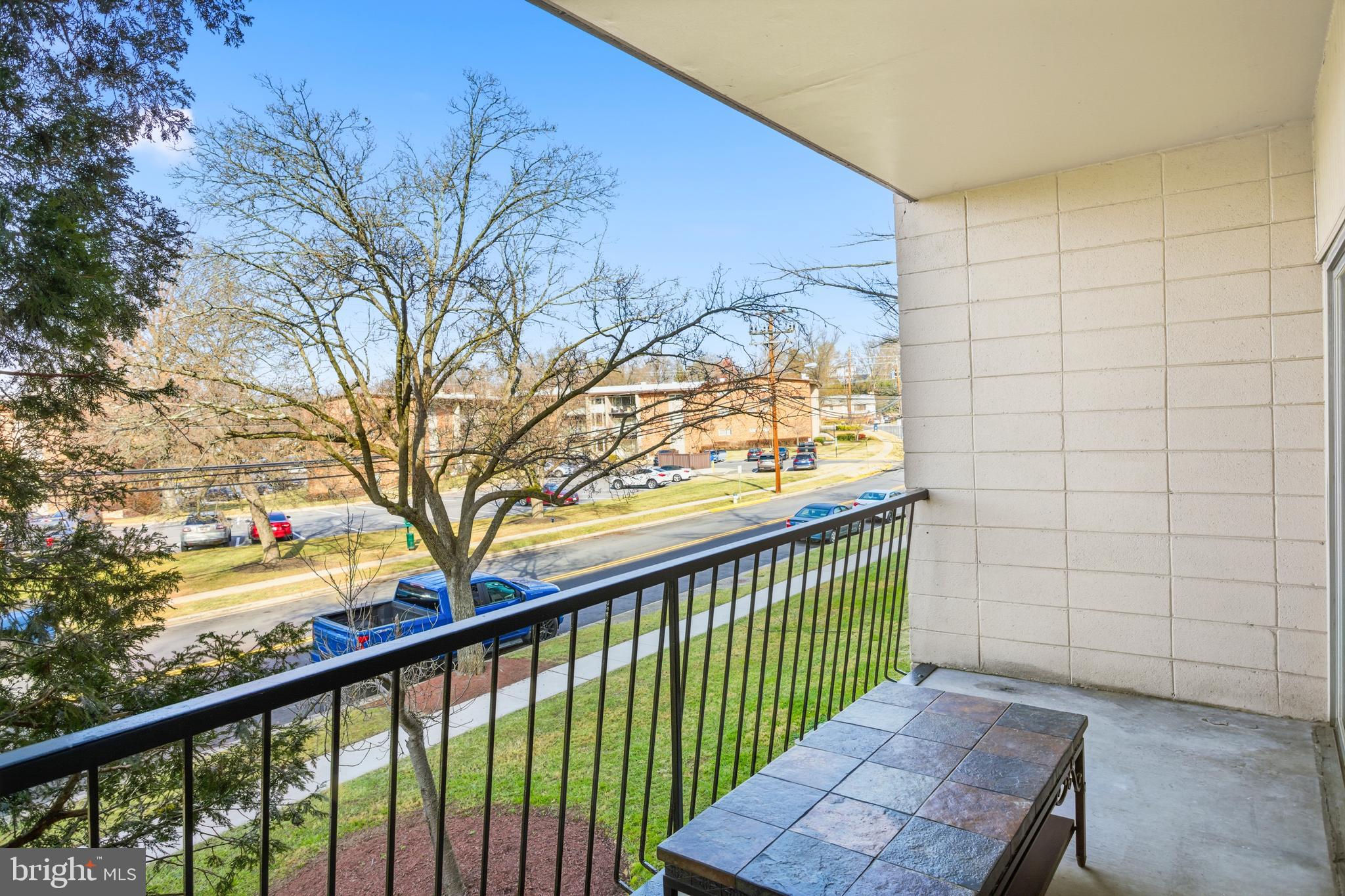 FRENCHMANS CREEK - Residential