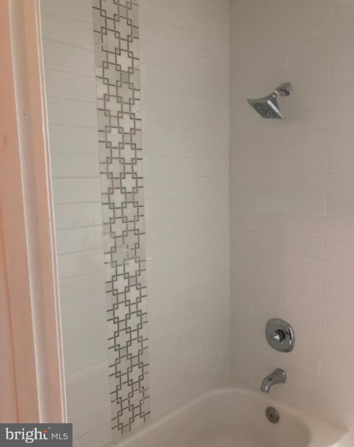 WAVERLY - Residential Lease