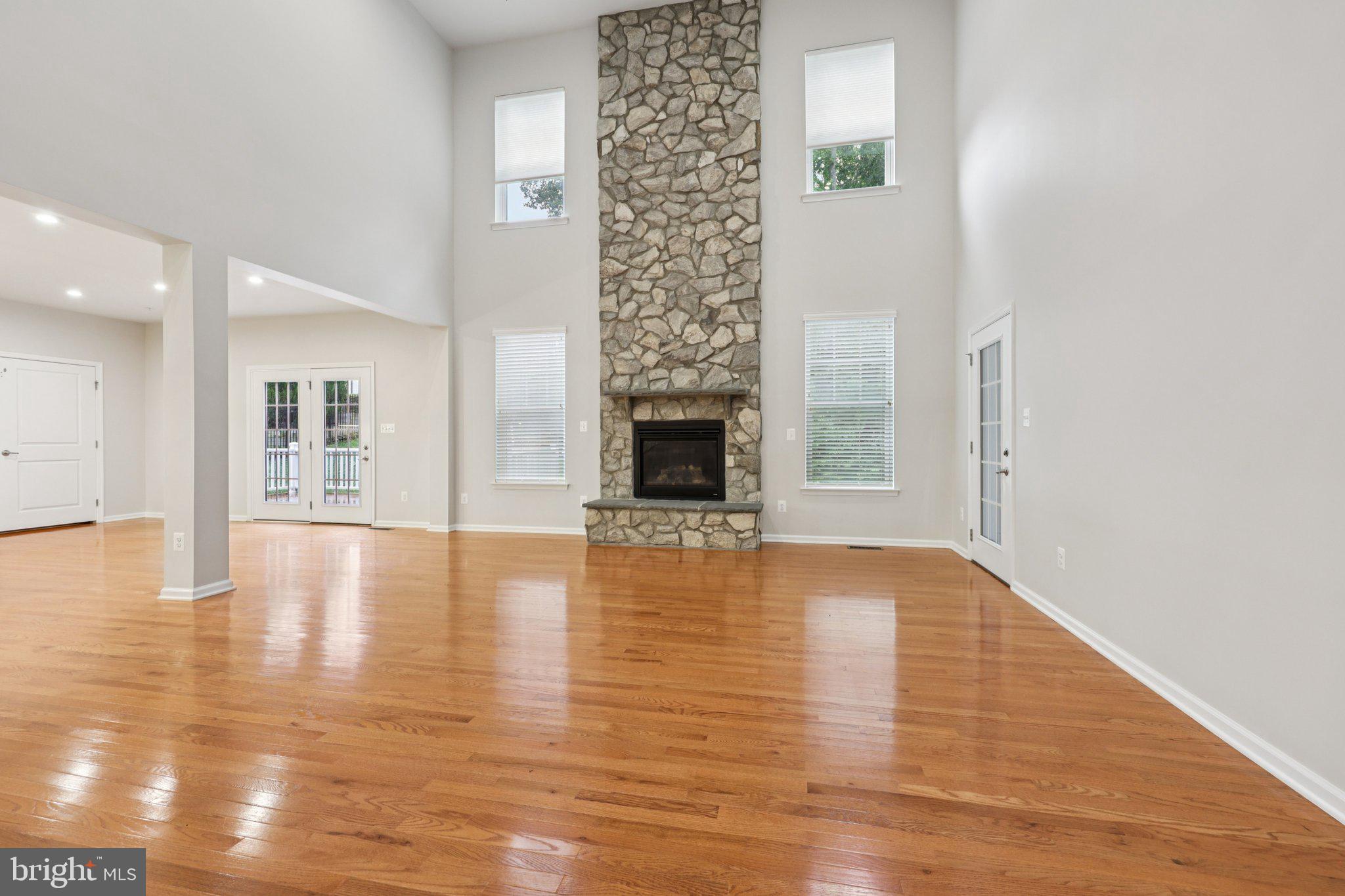 POTOMAC SHORES - Residential