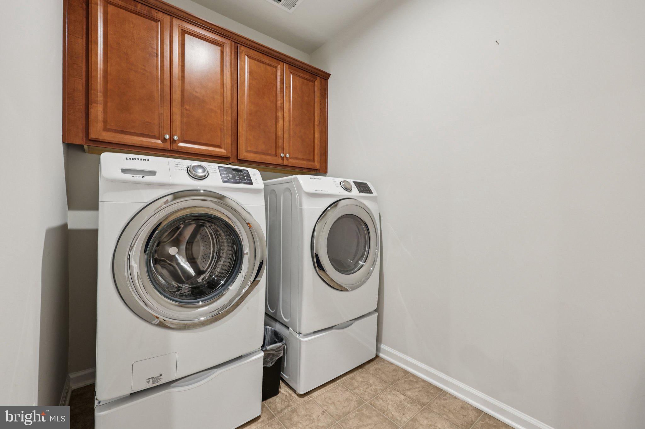 POTOMAC SHORES - Residential