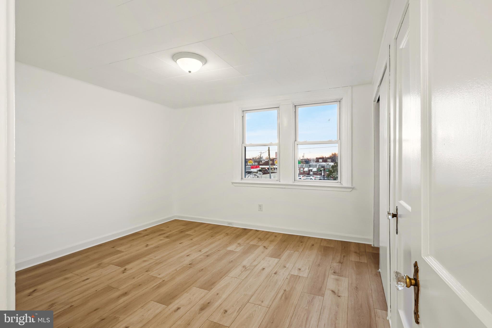 FRANKFORD - Residential